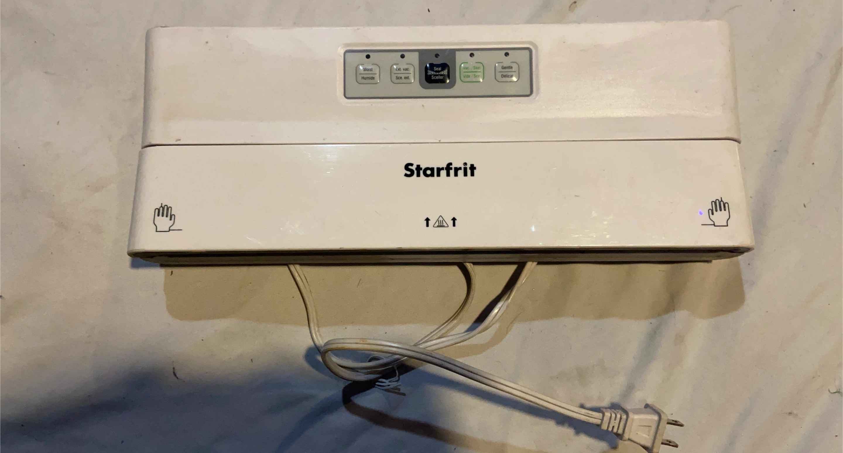 Starfrit Vacuum Sealer (PICK UP ASAP)