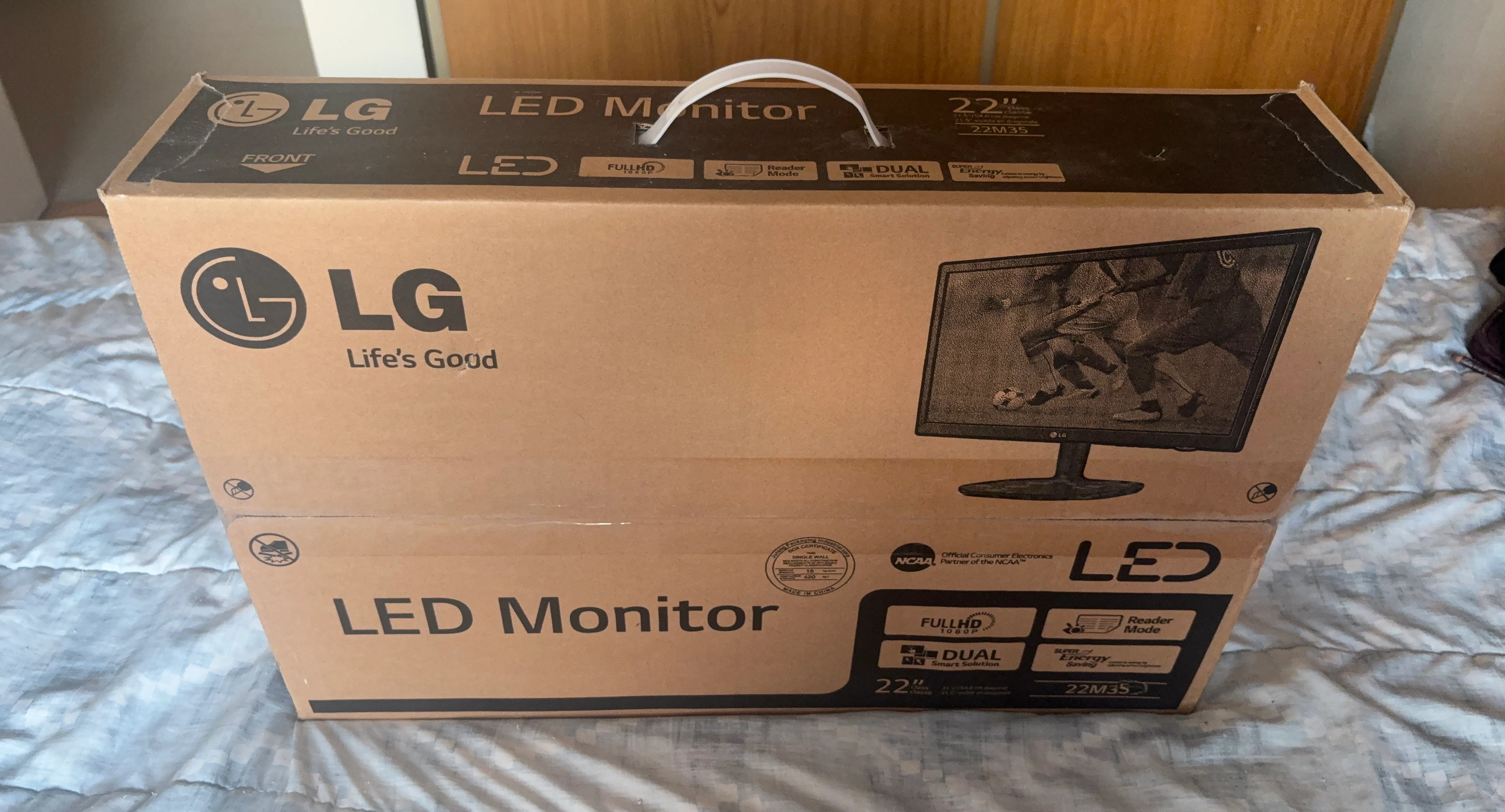 LG 22 inch LED Monitor 22M35