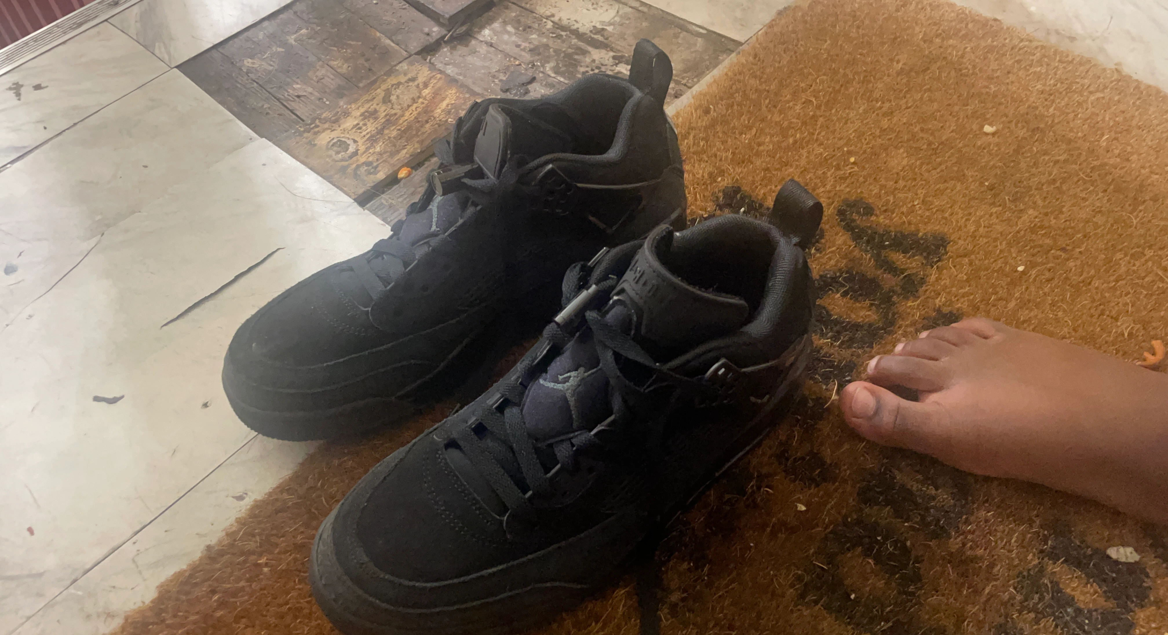 Nike Air Jordan 4 Black Cat