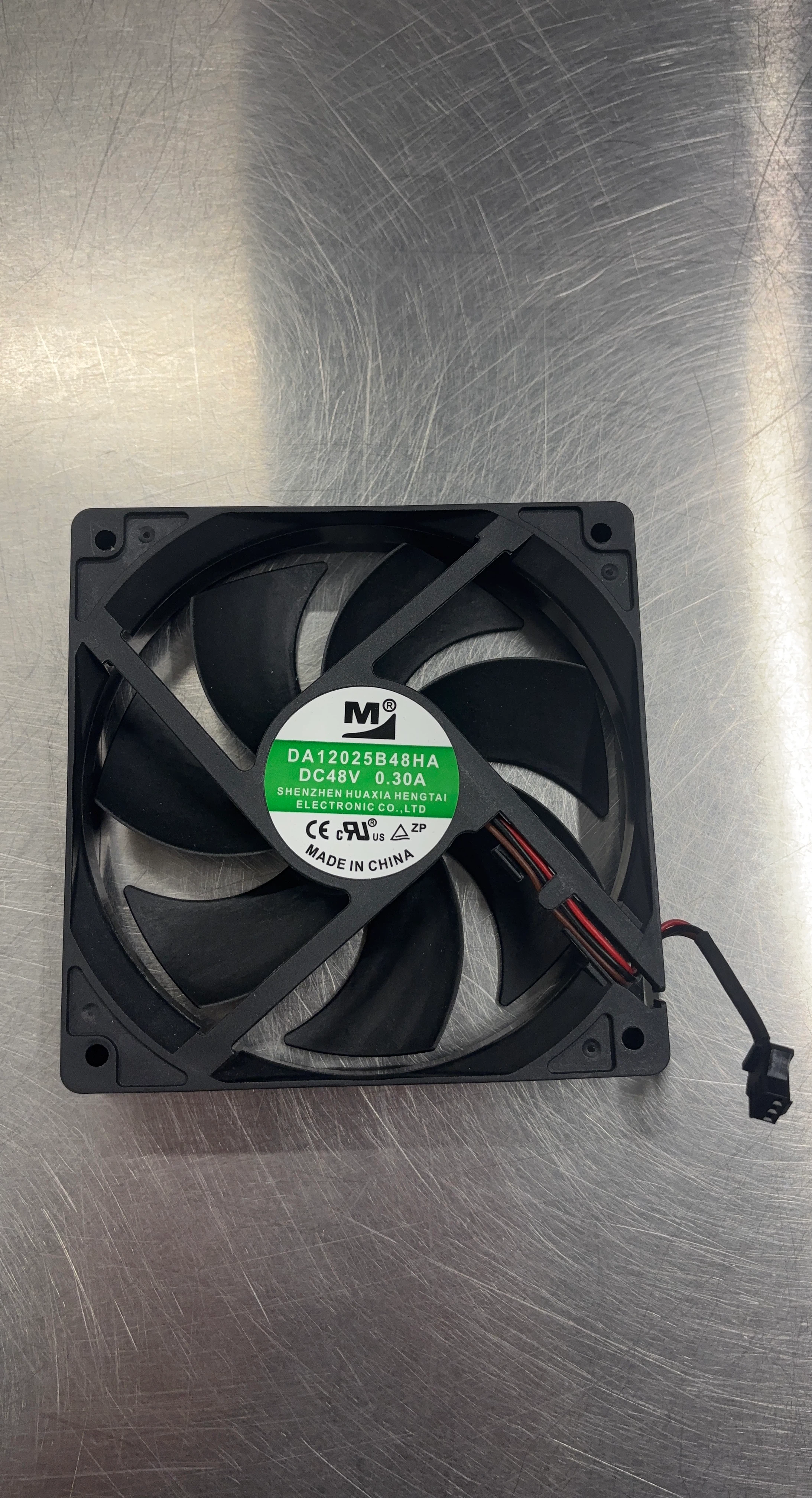 DC Fan DA12025B48HA