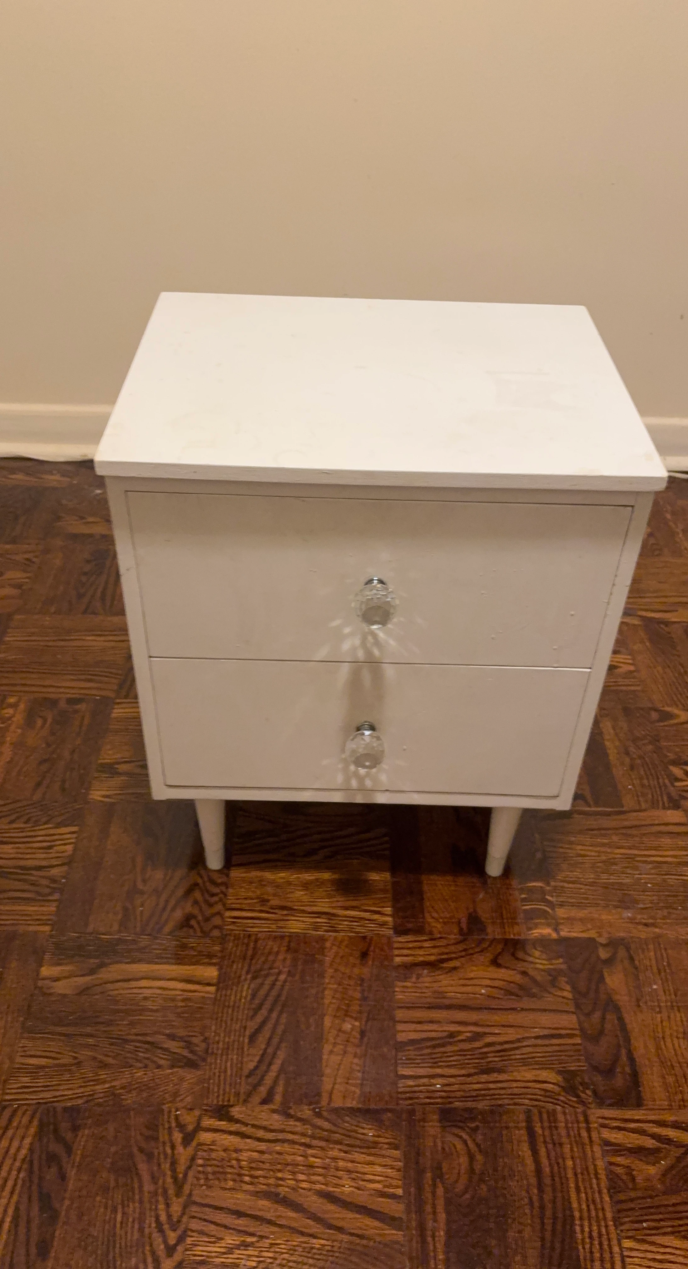 White 2-Drawer Nightstand - photo 2