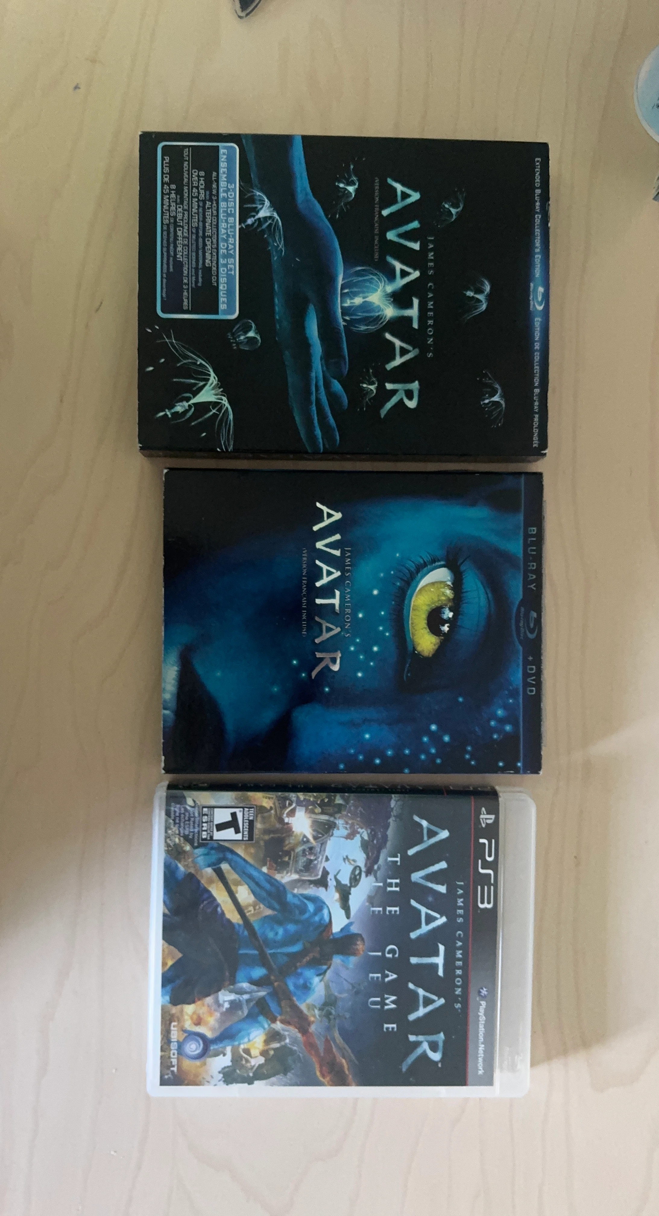 James Cameron's Avatar movie and game collection