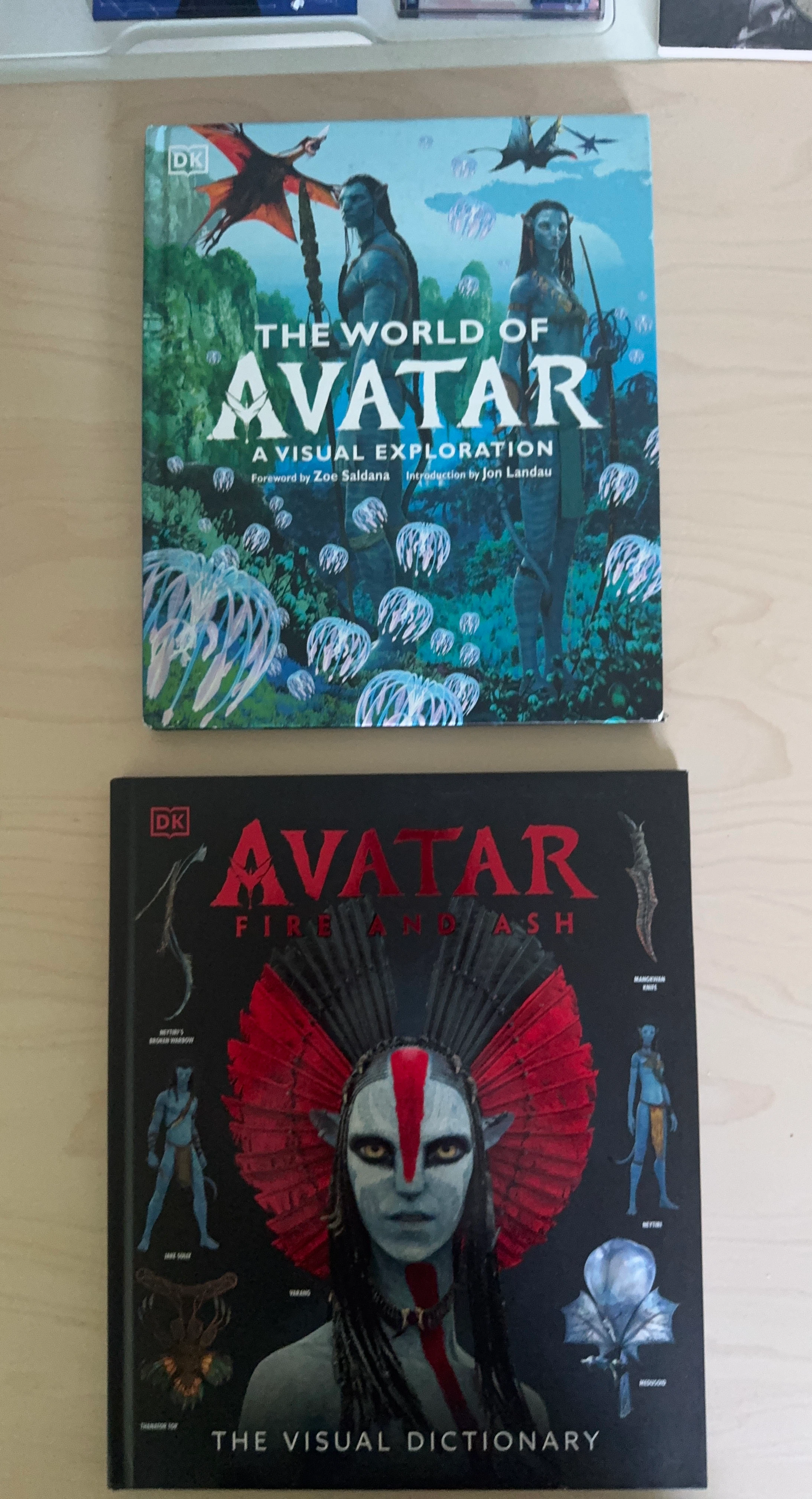 Avatar Book Bundle: The World of Avatar & Fire and Ash