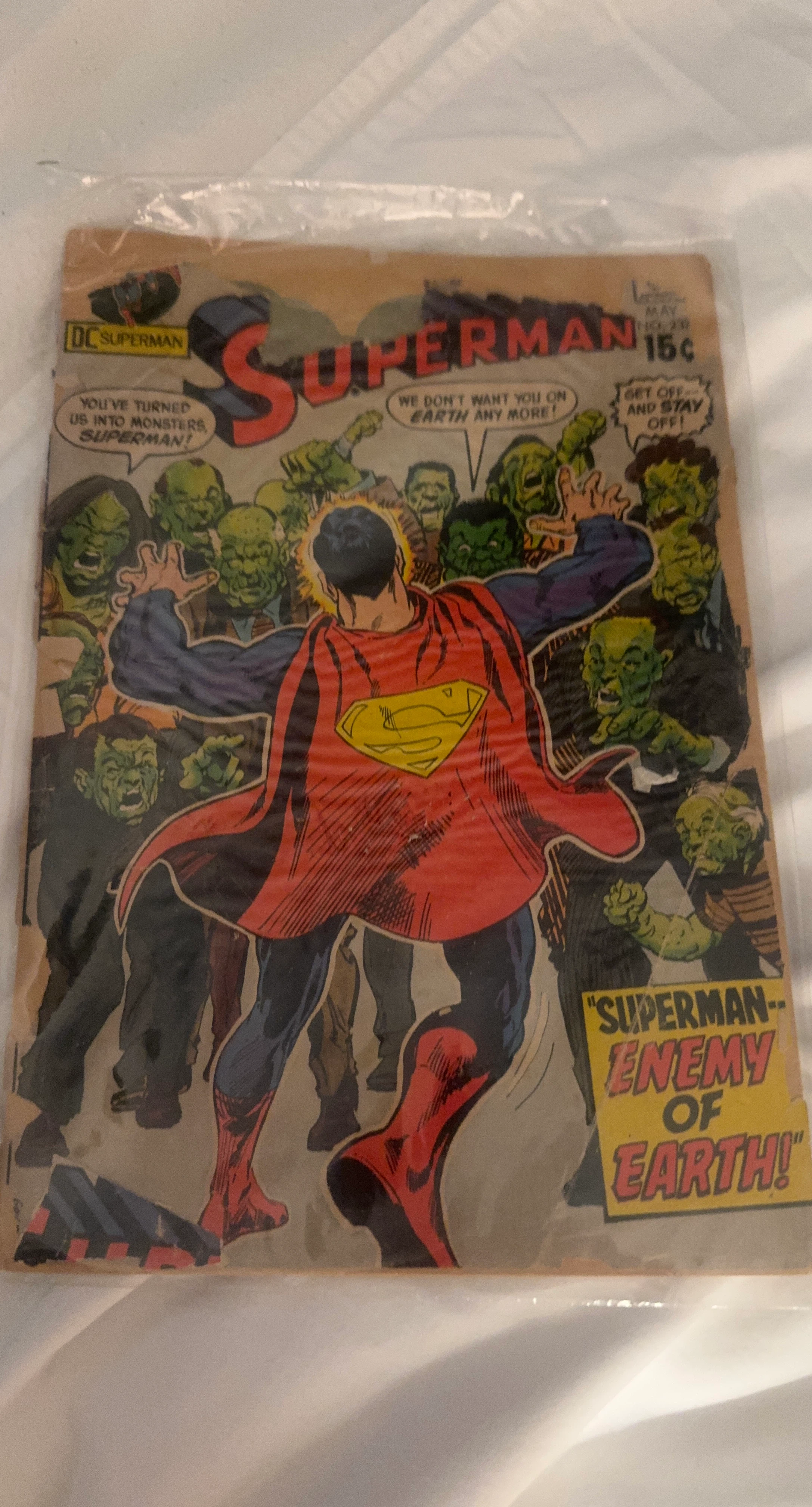 DC Superman Comic Book No. 239