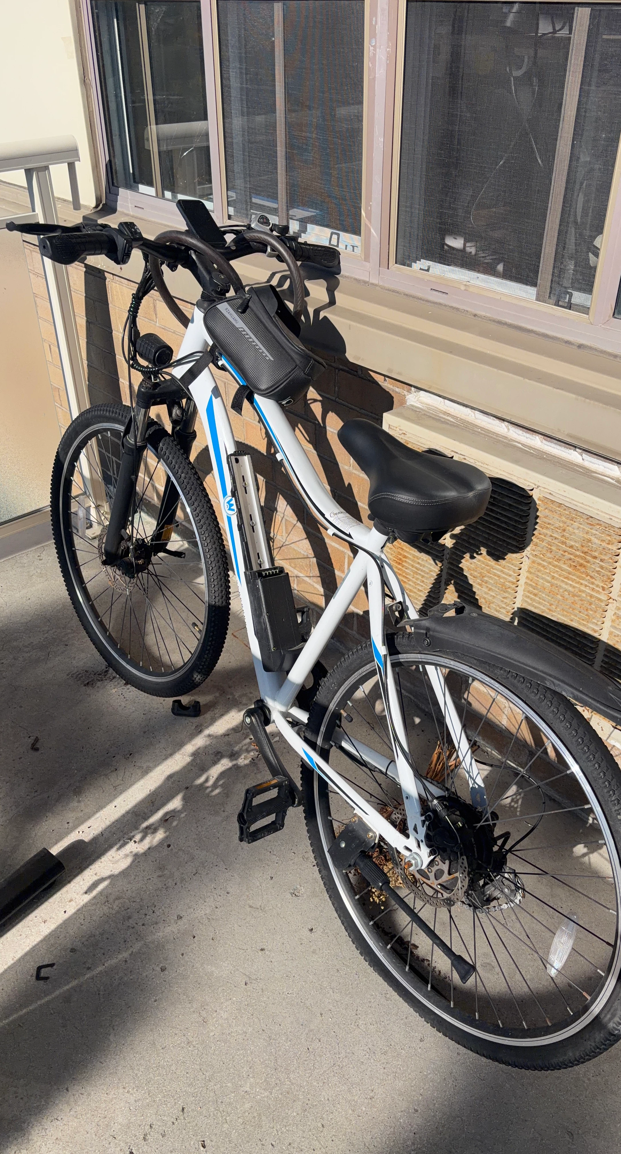 Hyper E-Ride Mountain Electric Bike