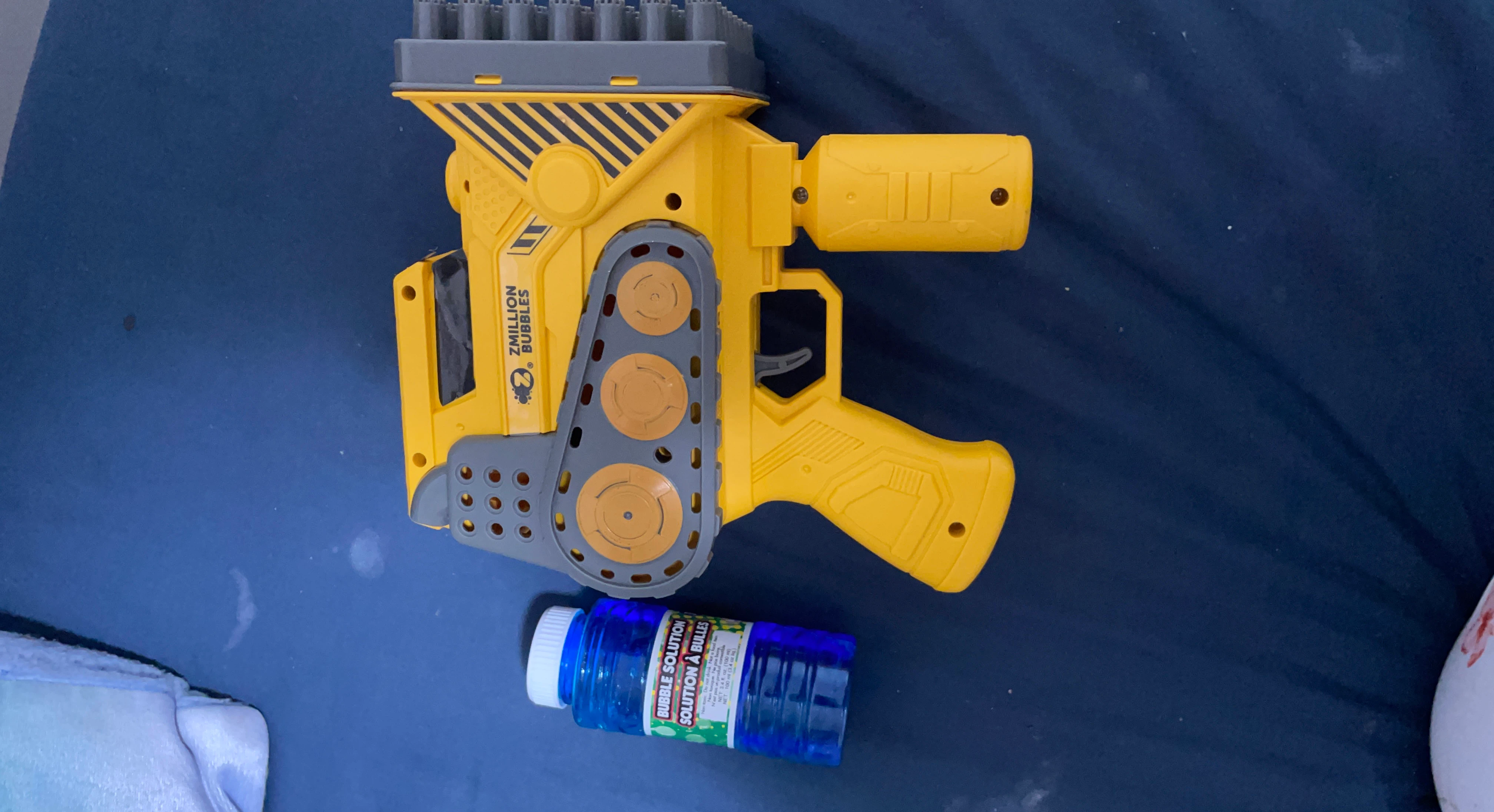 Zillion Bubbles Bubble Blaster