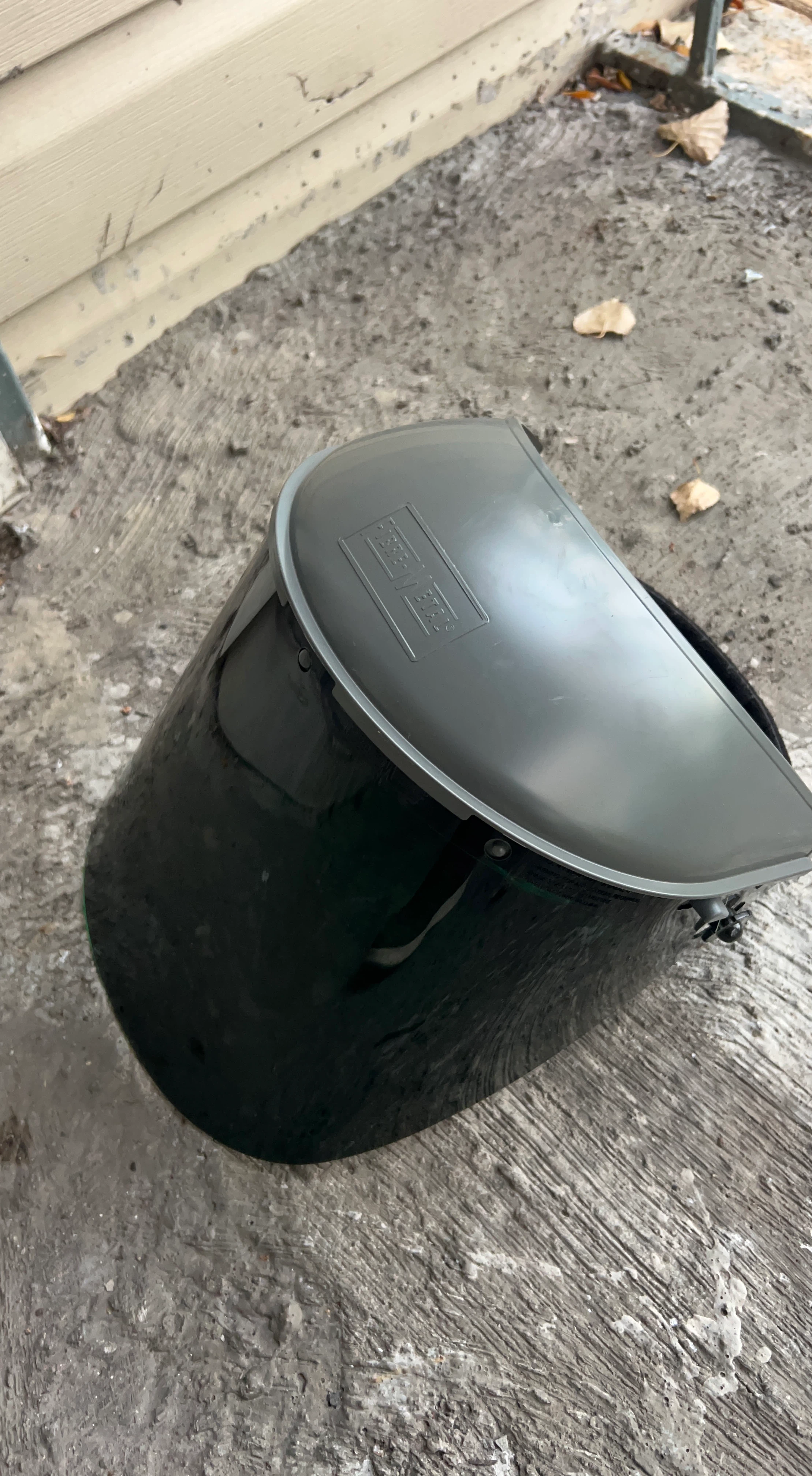 Fibre-Metal Face Shield