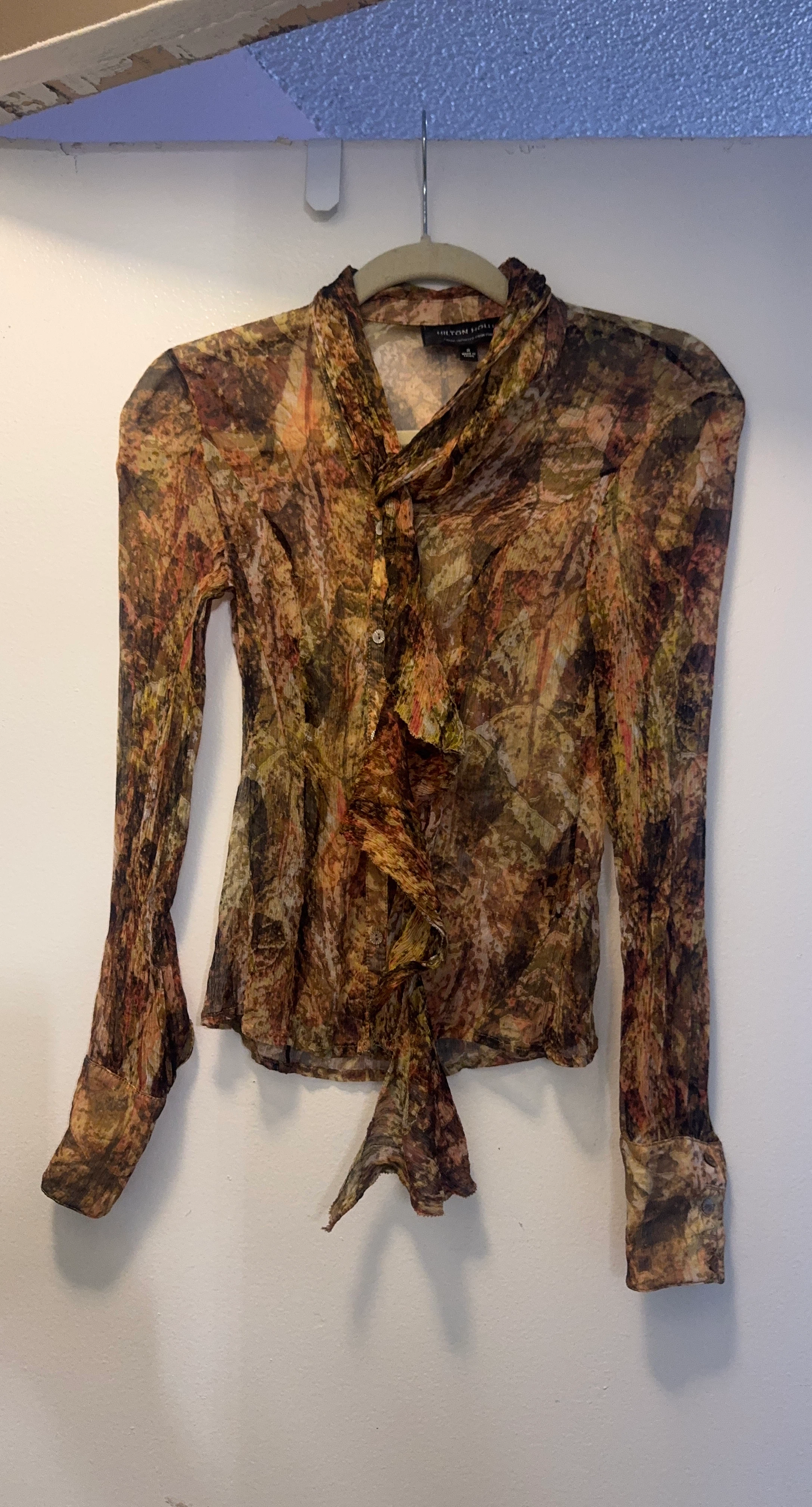 Hilton Hollis Printed Ruffled Blouse