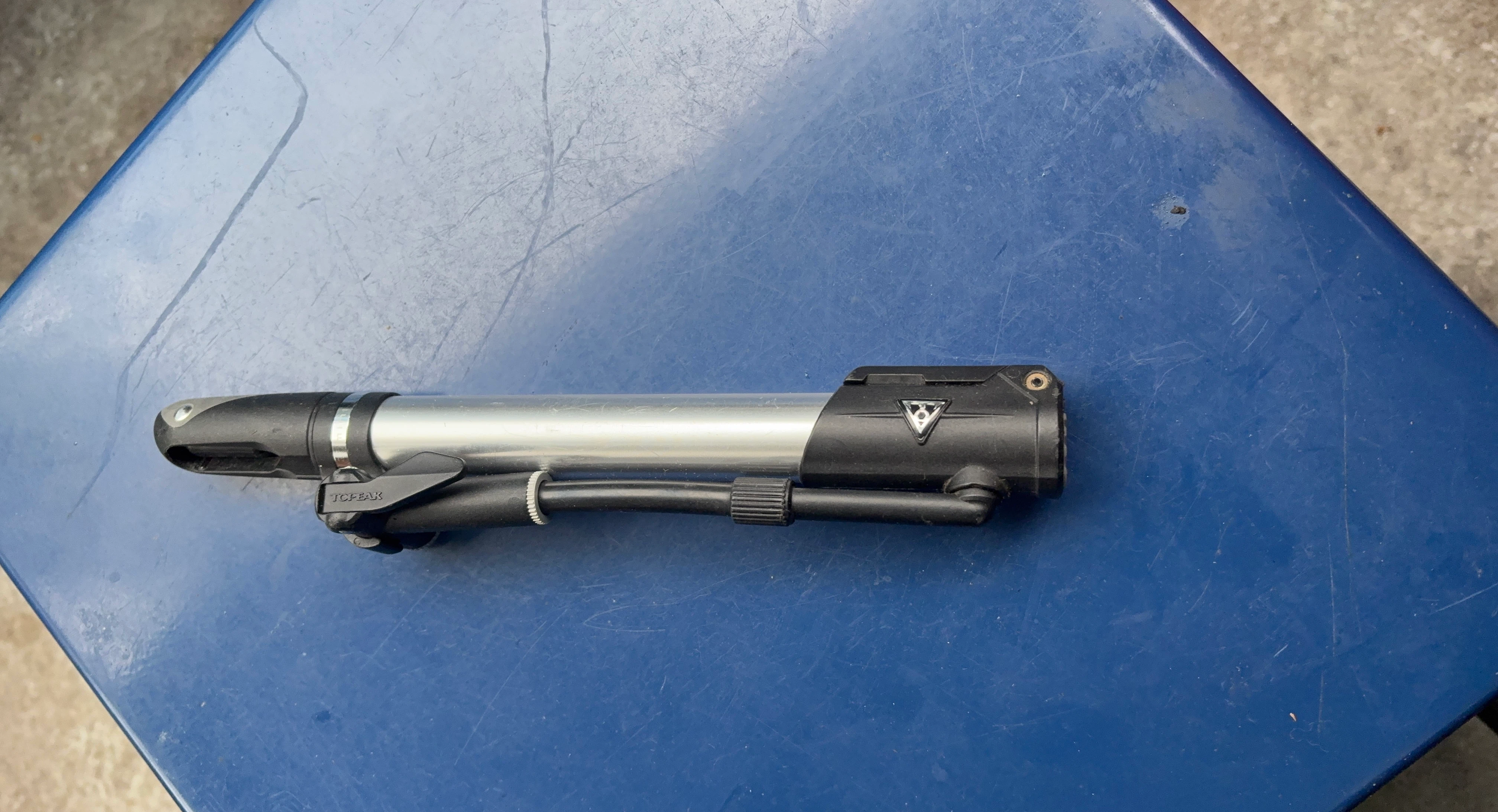 Topeak bicycle pump - photo 2
