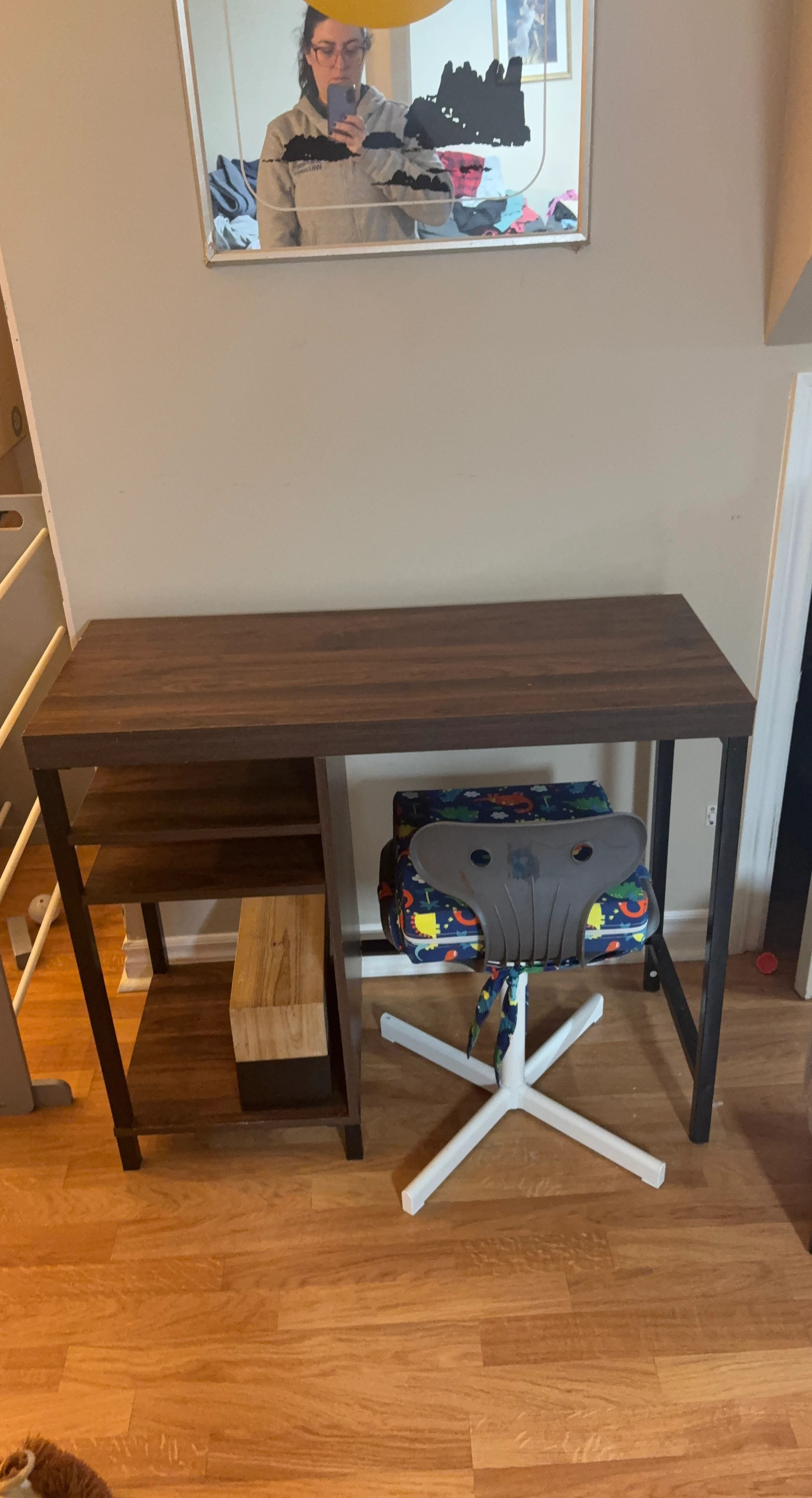 Kids Desk and Chair Set