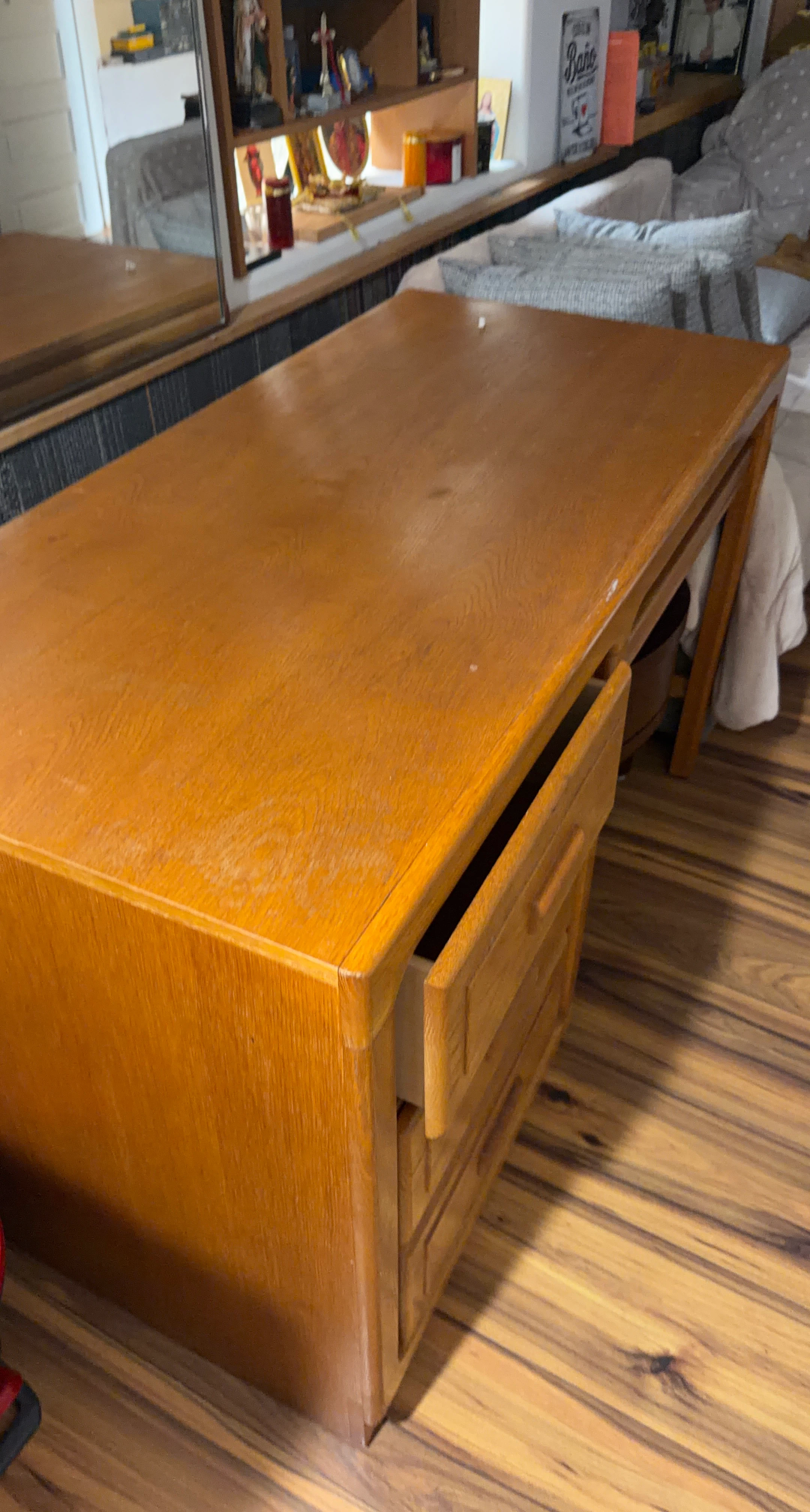Wooden 2-Drawer Dresser