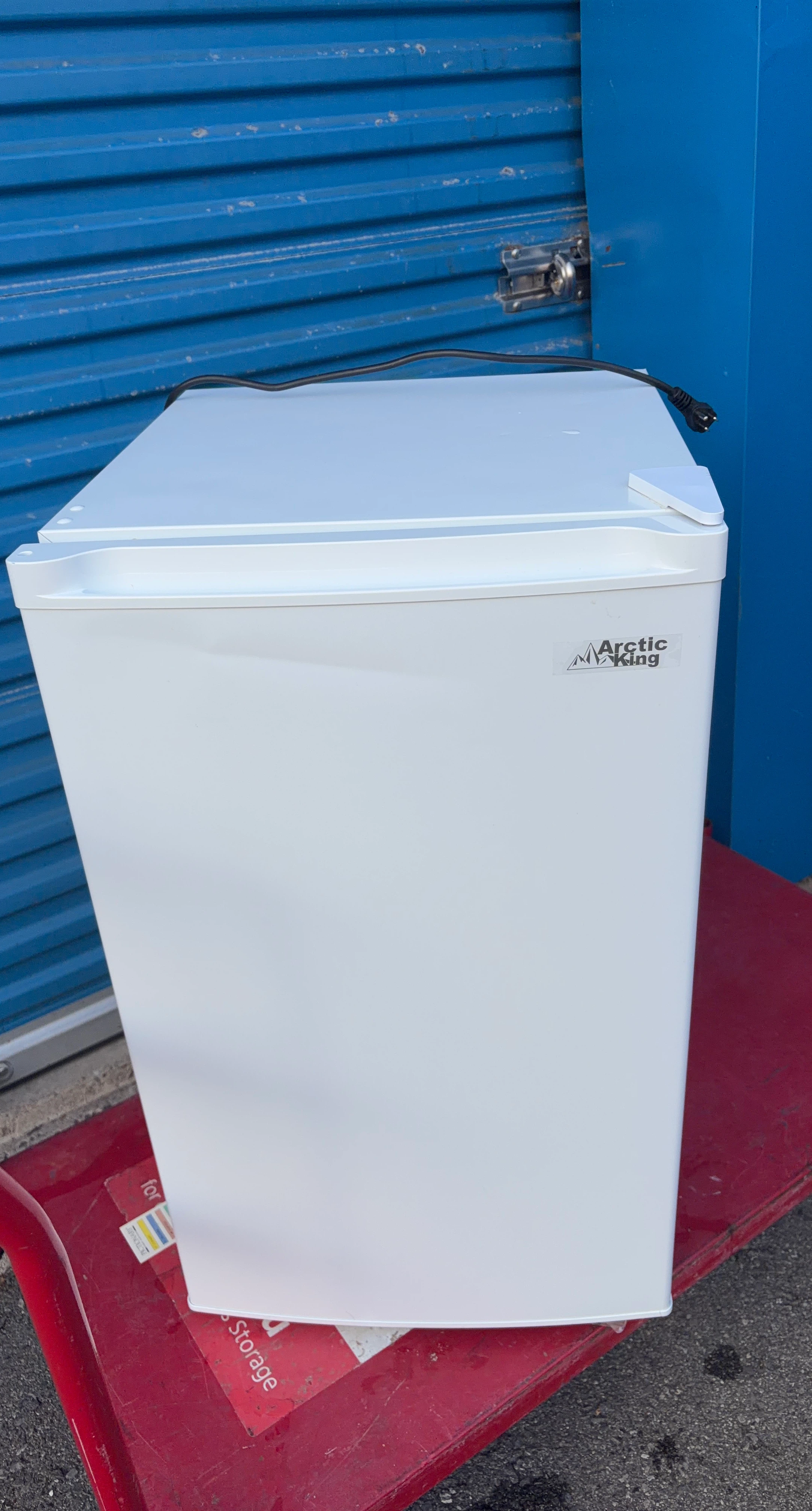 Arctic King Compact Fridge