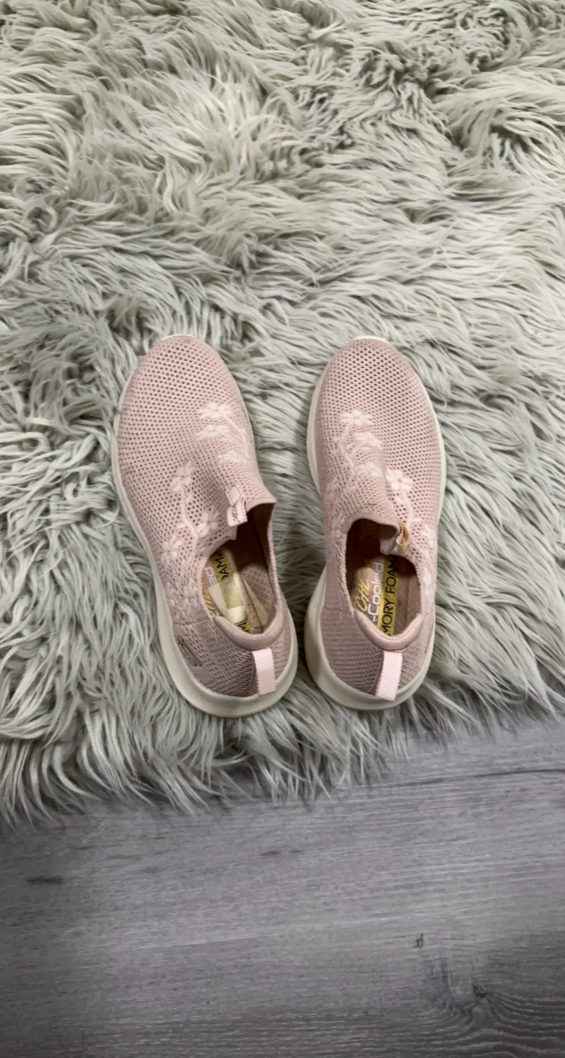 Skechers Air Cooled Memory Foam Shoes - Pink