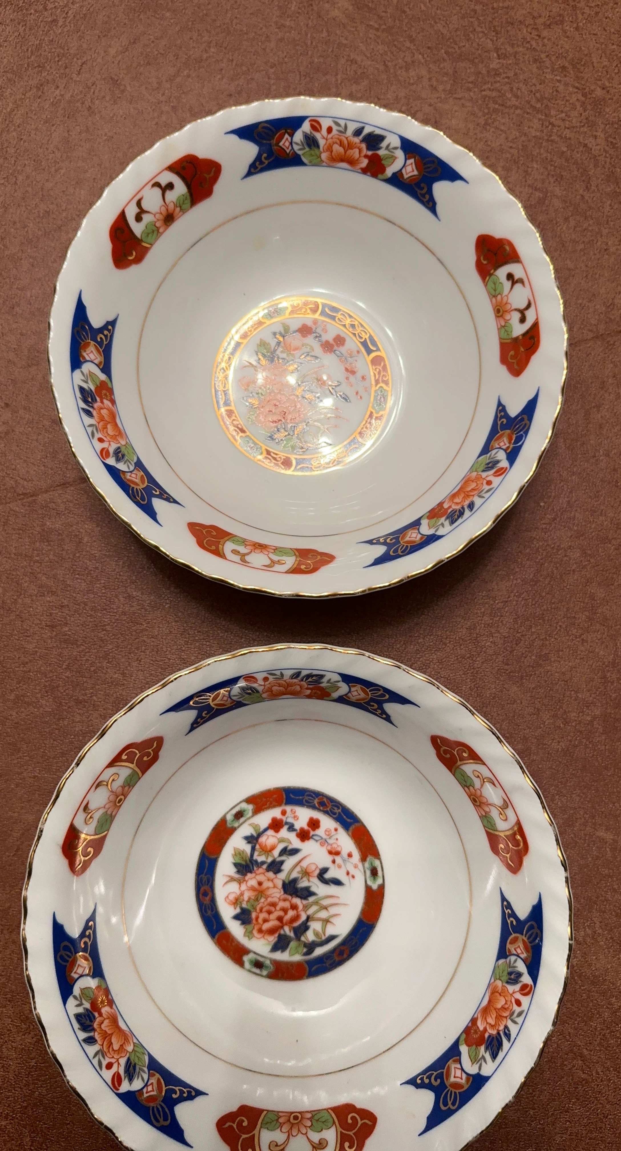 Two decorative porcelain bowls