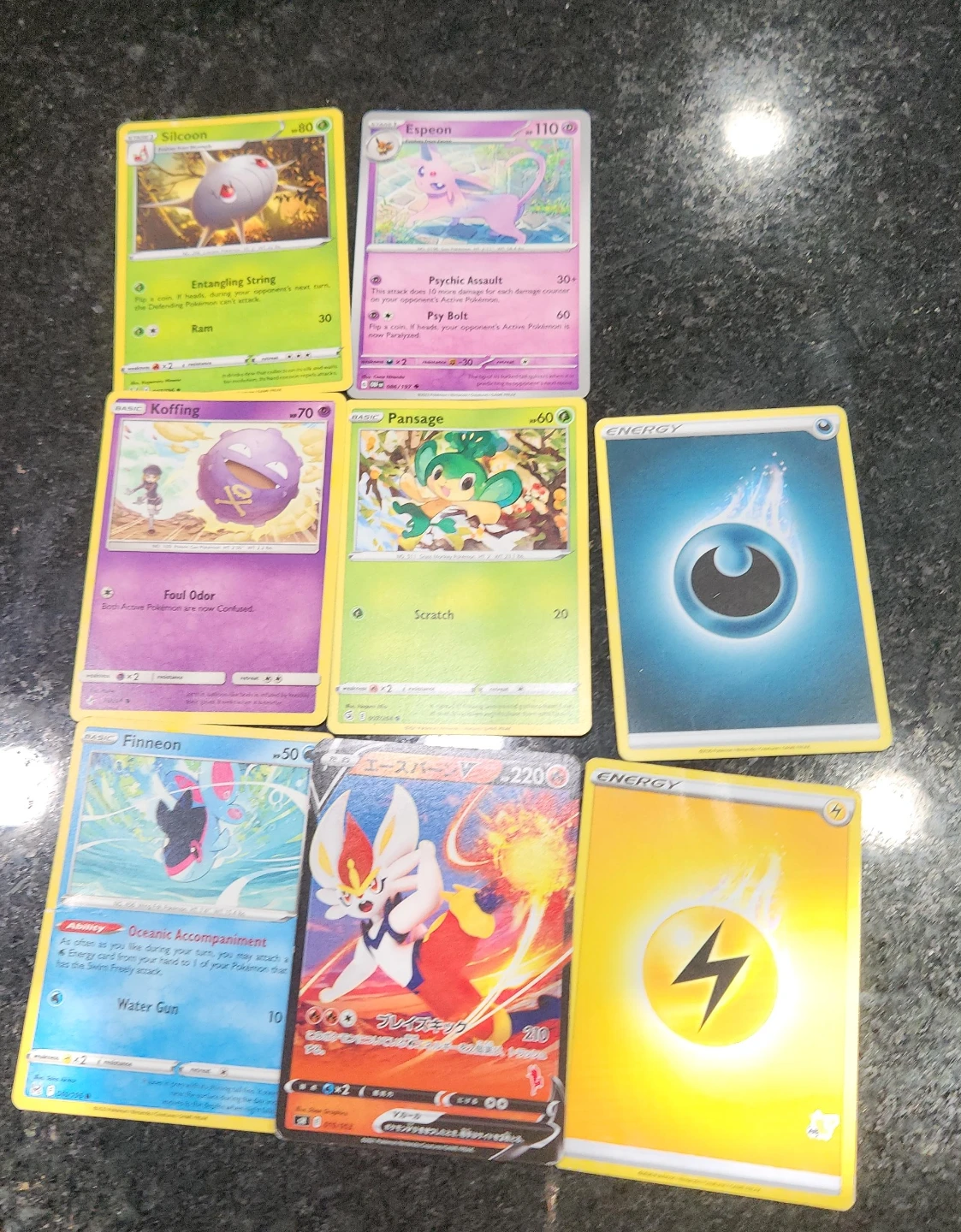 Assorted Pokemon Trading Card Set  common edition