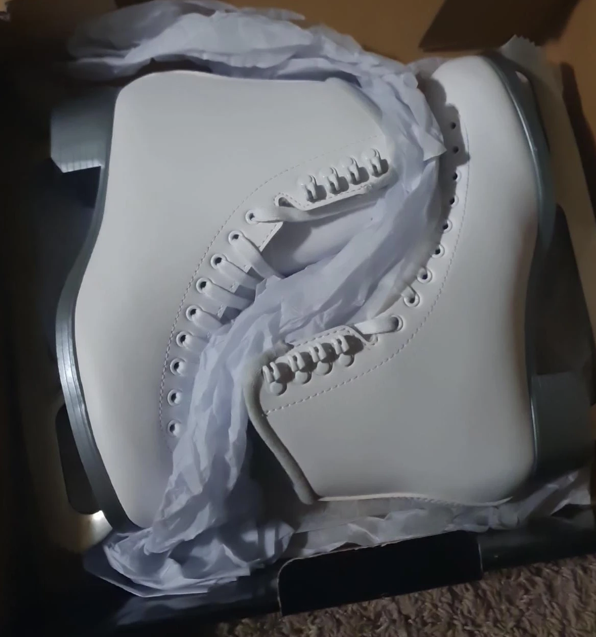 Cameo by Jackson Figure Skates Size 7