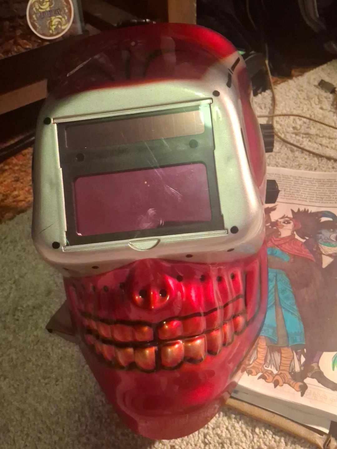 Skull Design Auto-Darkening Welding Helmet