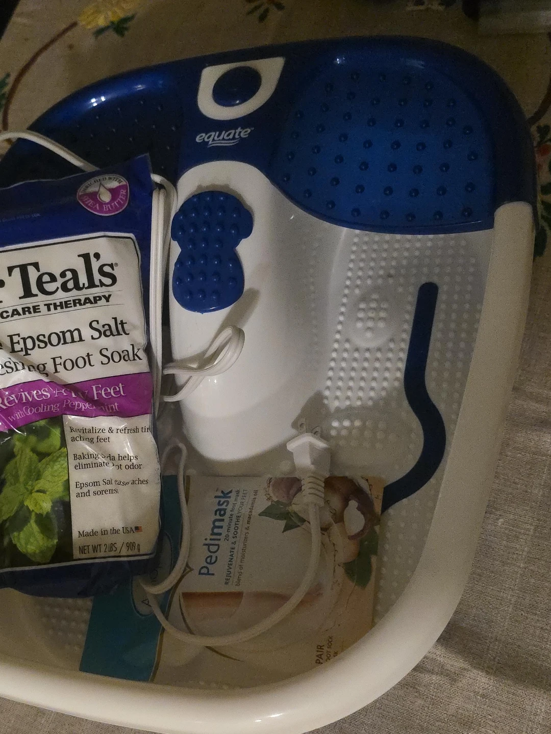 Equate Foot Bath with Epsom Salt and Pedimask