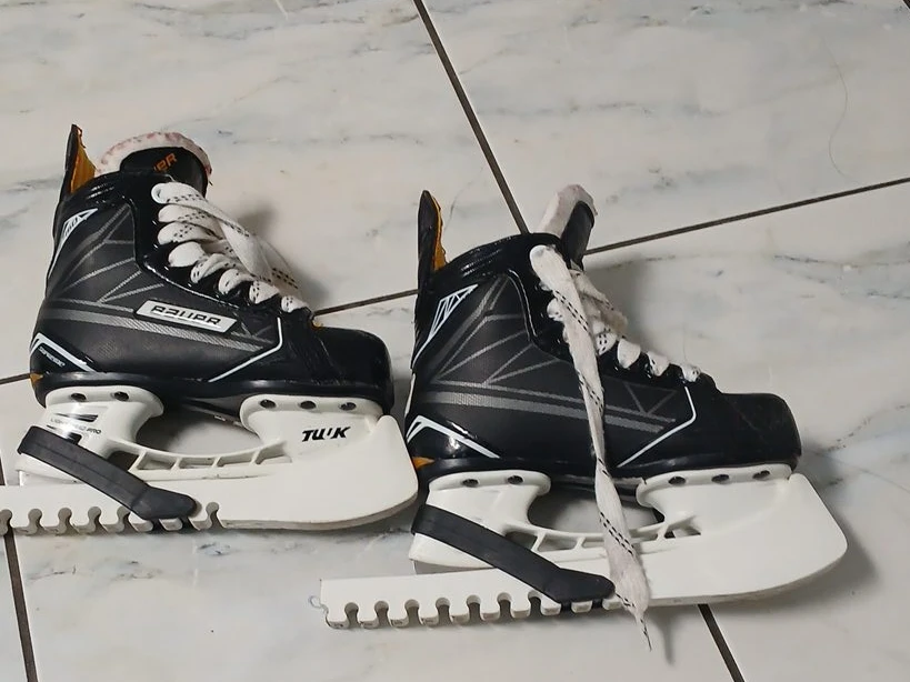 Bauer Vapor Hockey Skates