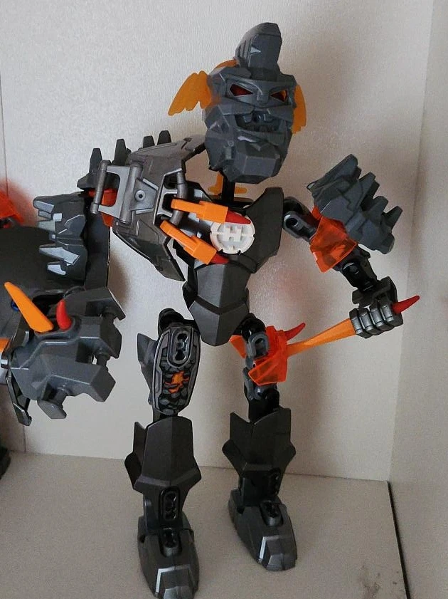 LEGO Hero Factory Core Hunter Figure