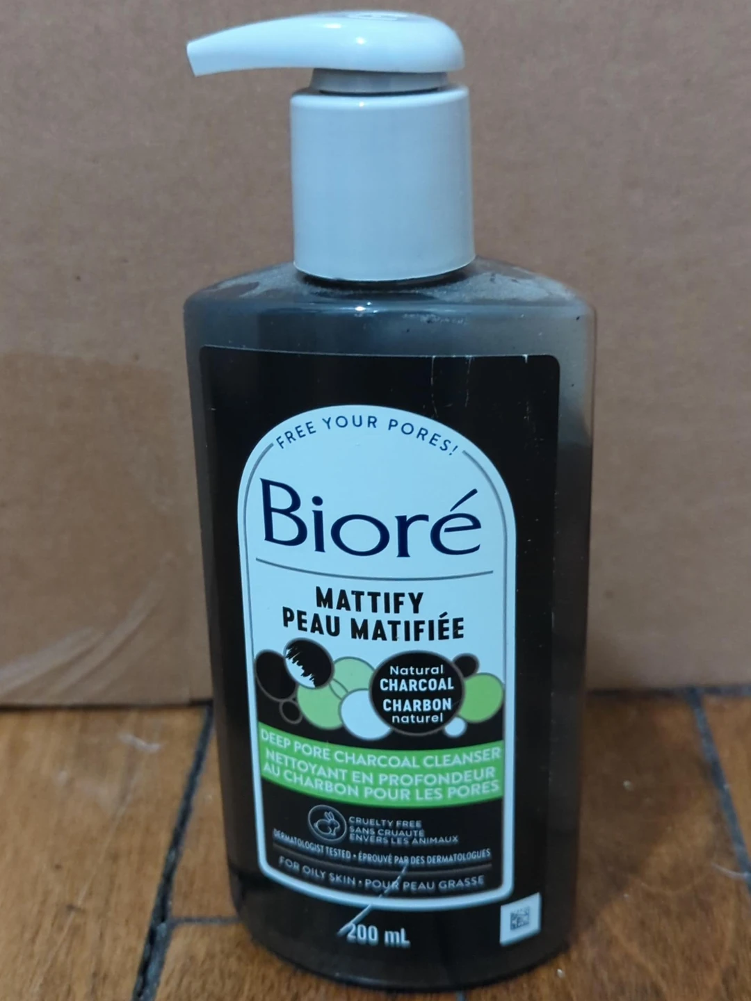 (NEW)Bioré Deep Pore Charcoal Cleanser 200ml