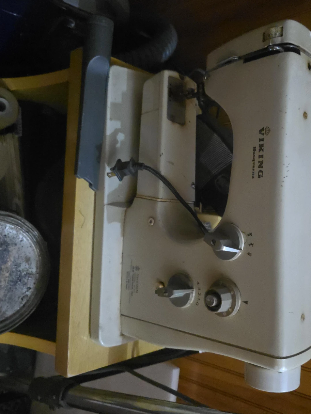Viking Husqvarna Sewing Machine