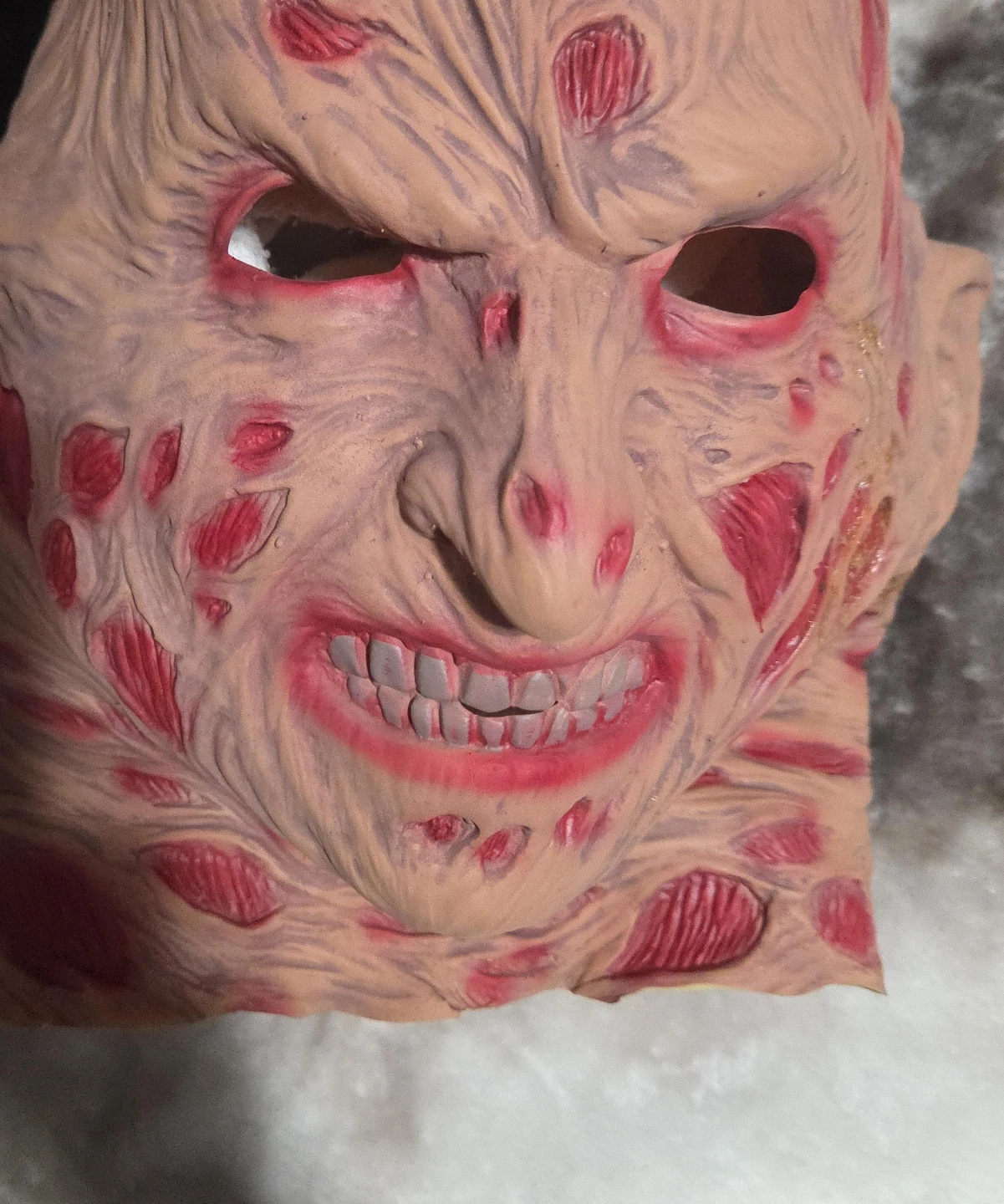 Freddy Krueger Latex Mask new