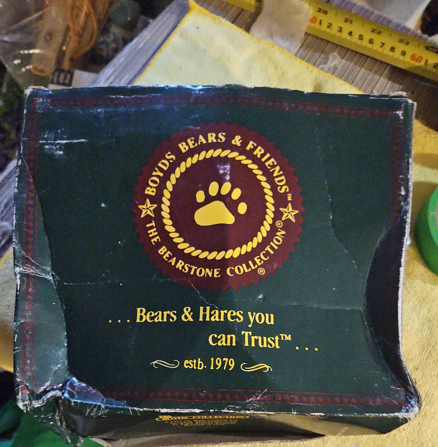 Boyds Bears & Friends Bearstone Collection Box