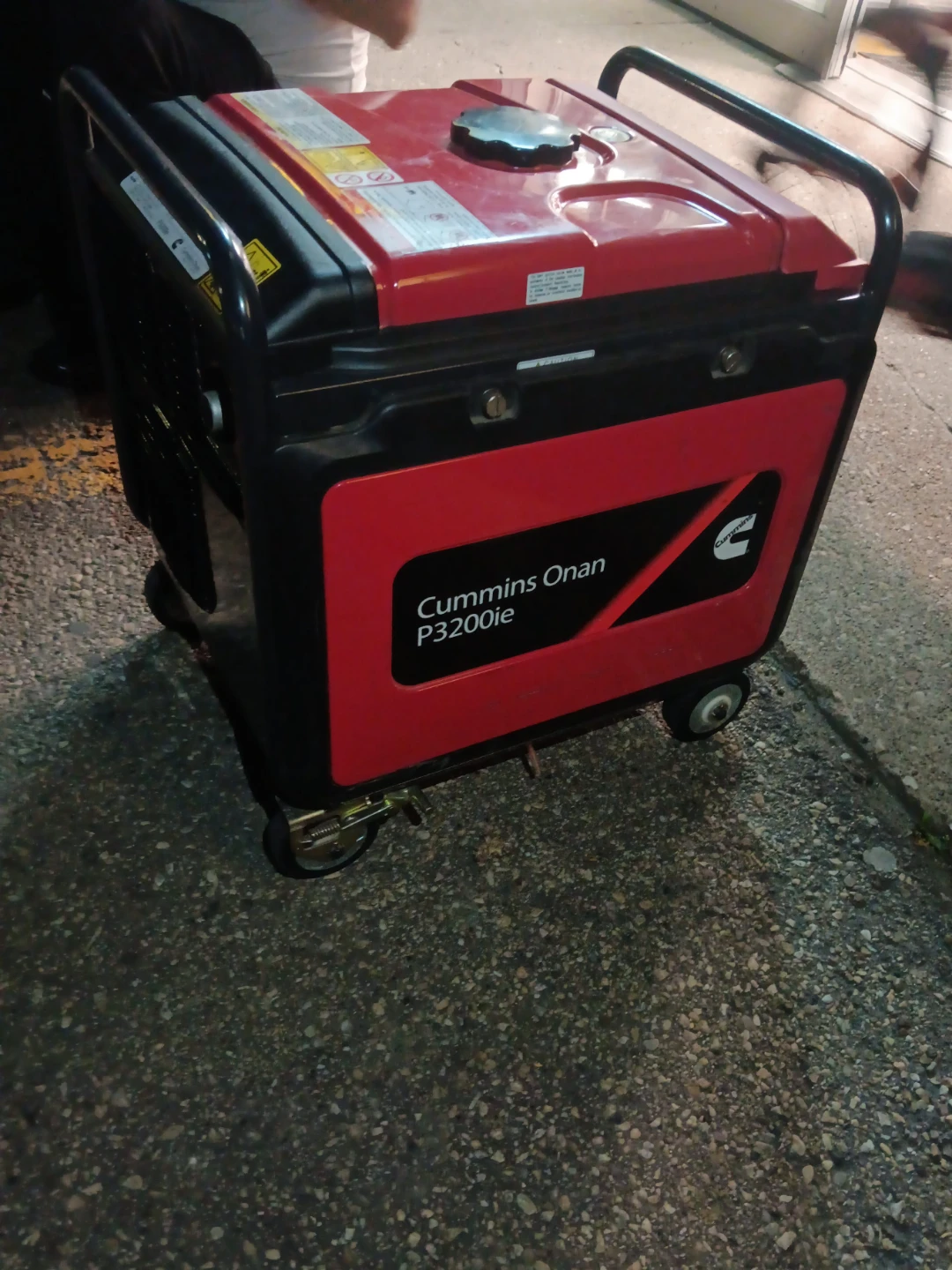 Cummins Onan P3200ie Inverter Generator