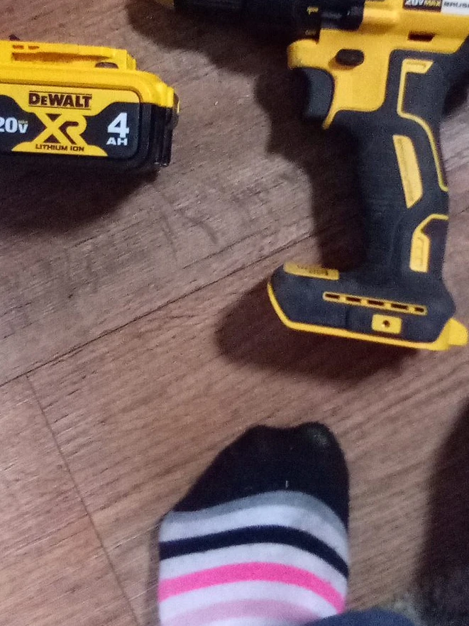 DeWalt 20V XR Brushless Drill and 4Ah Battery