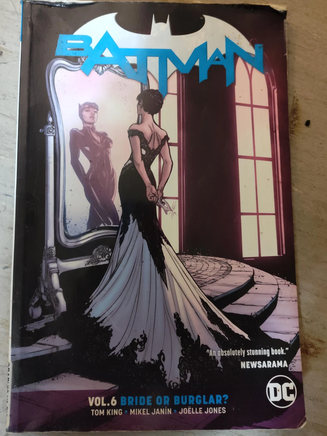Batman Vol. 6: Bride or Burglar? Graphic Novel