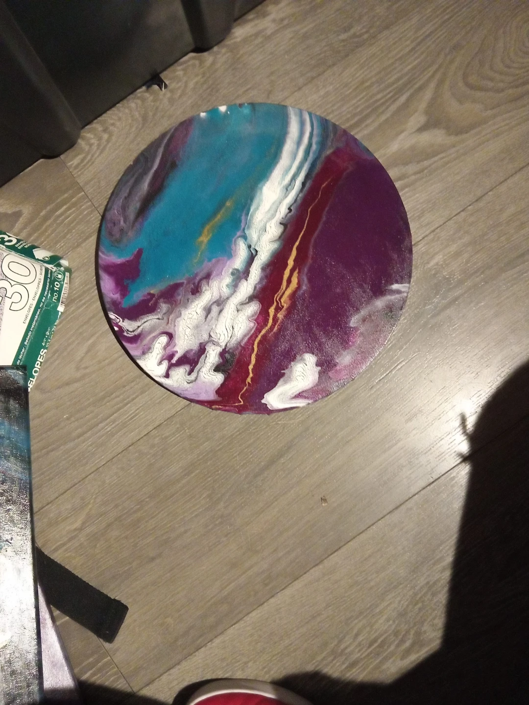 Round Fluid Art Painting