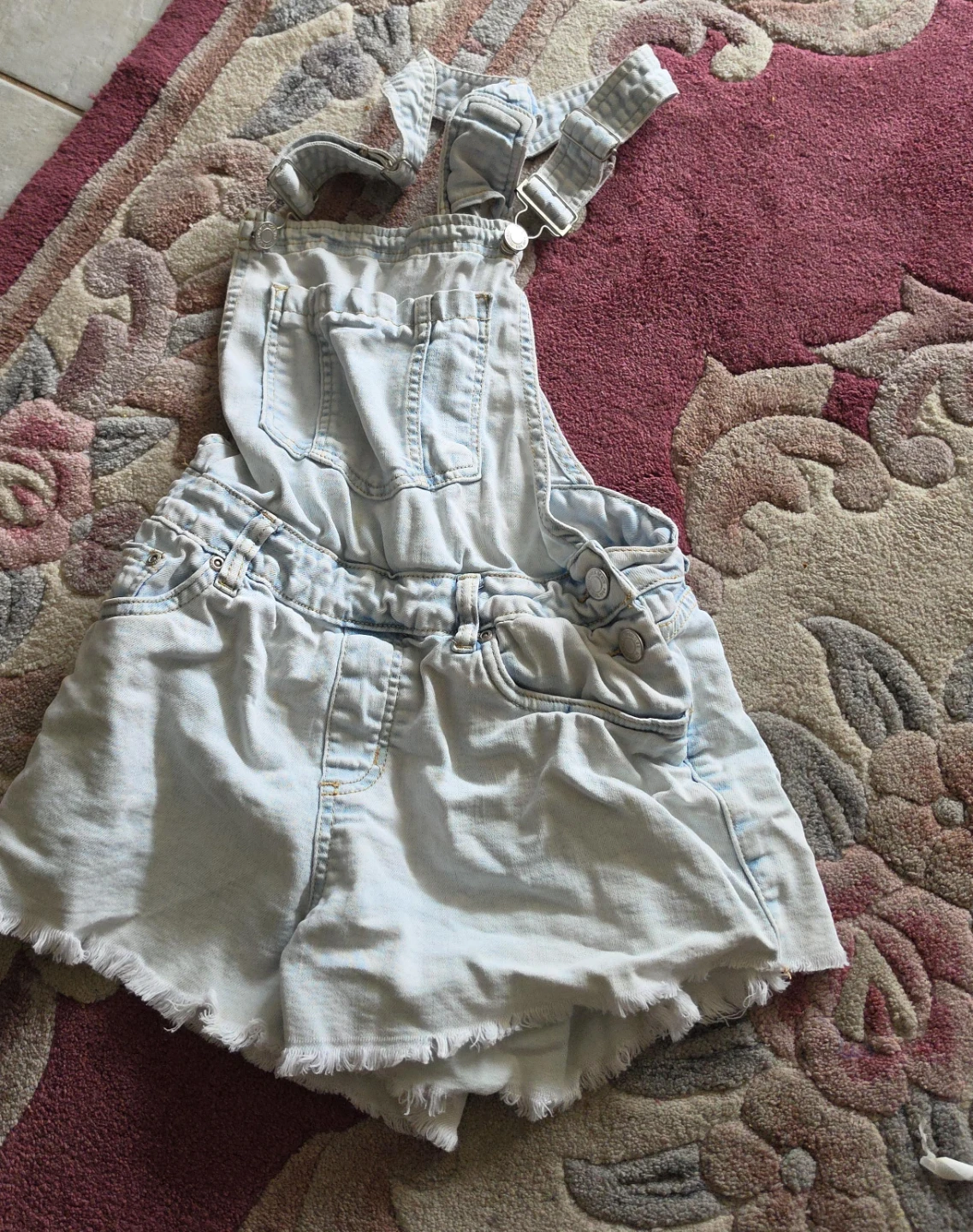 Light wash denim overall shorts