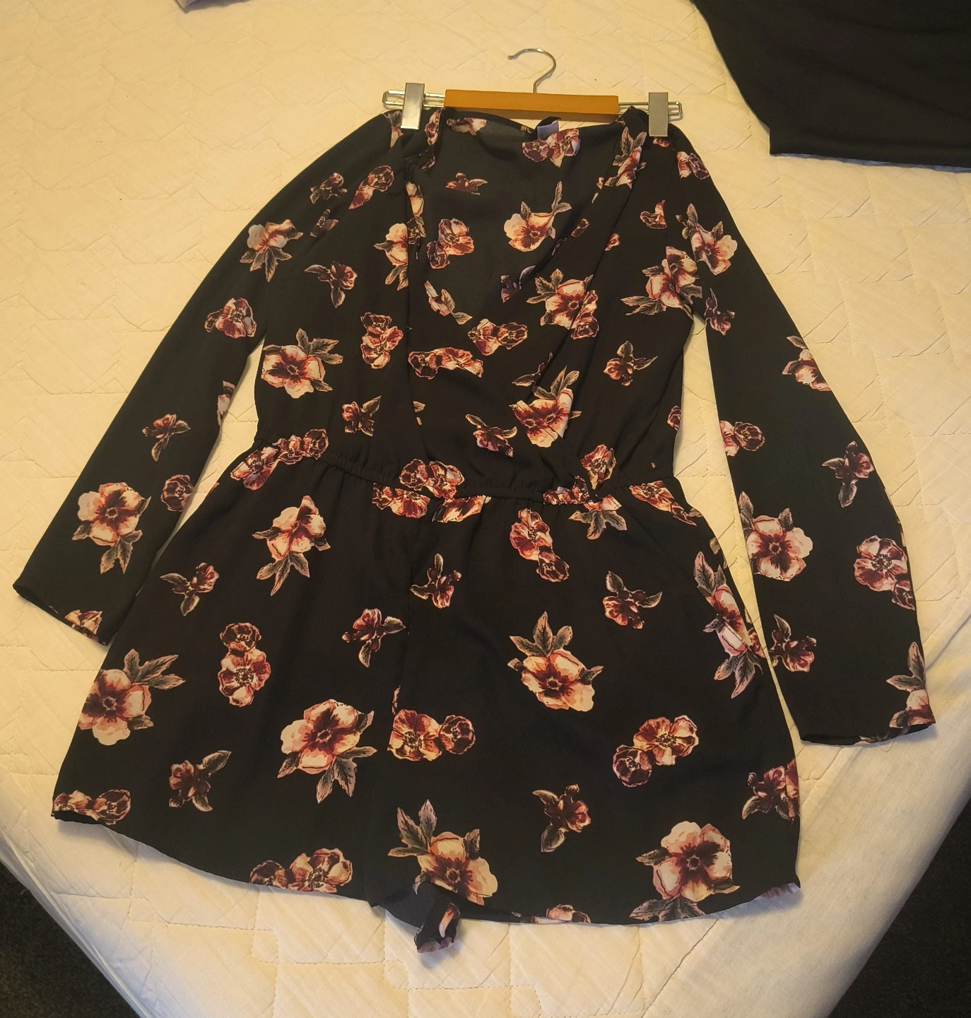 Divided floral print long sleeve romper