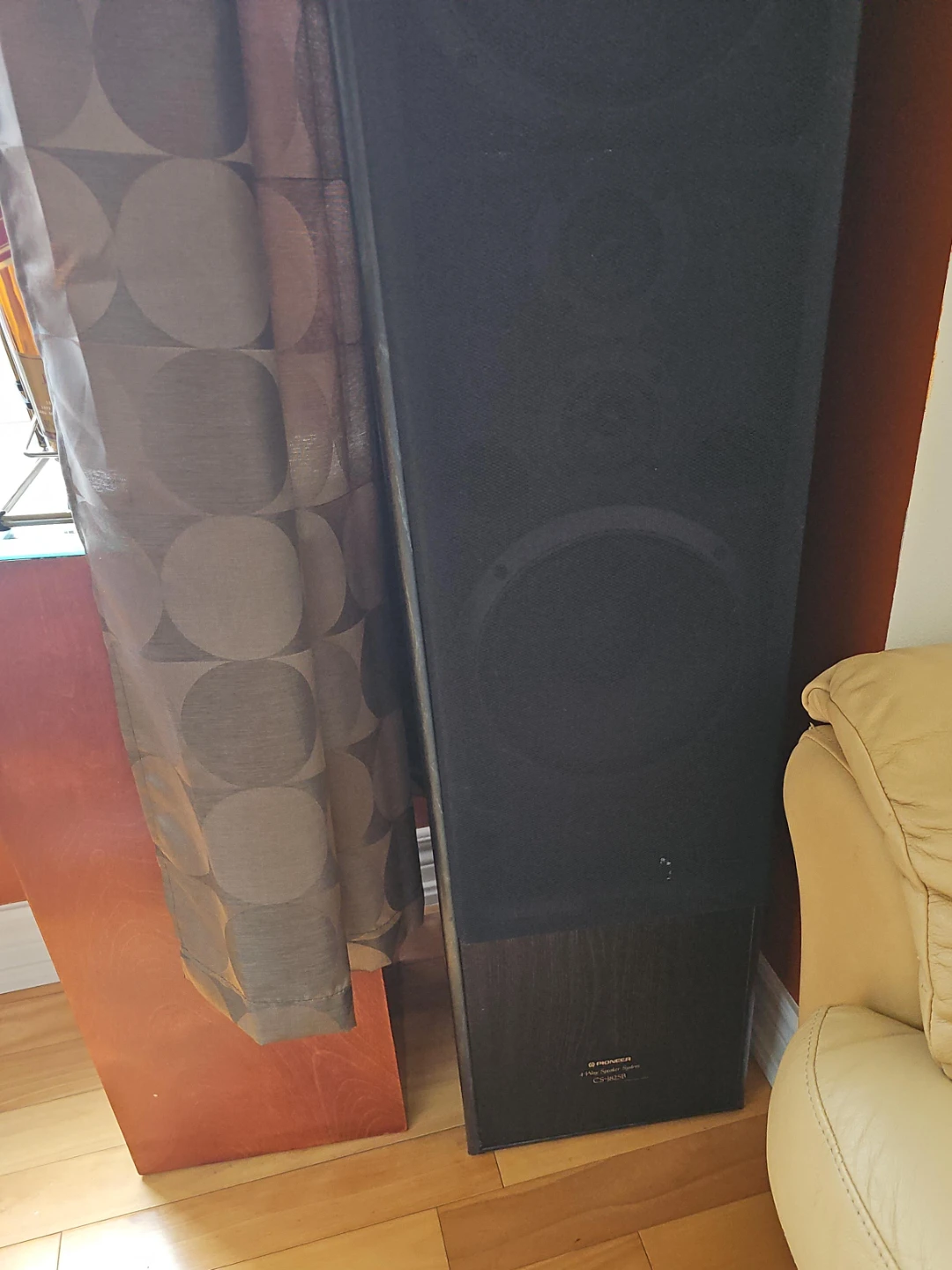 Pioneer CS-1825B 4-Way Speaker