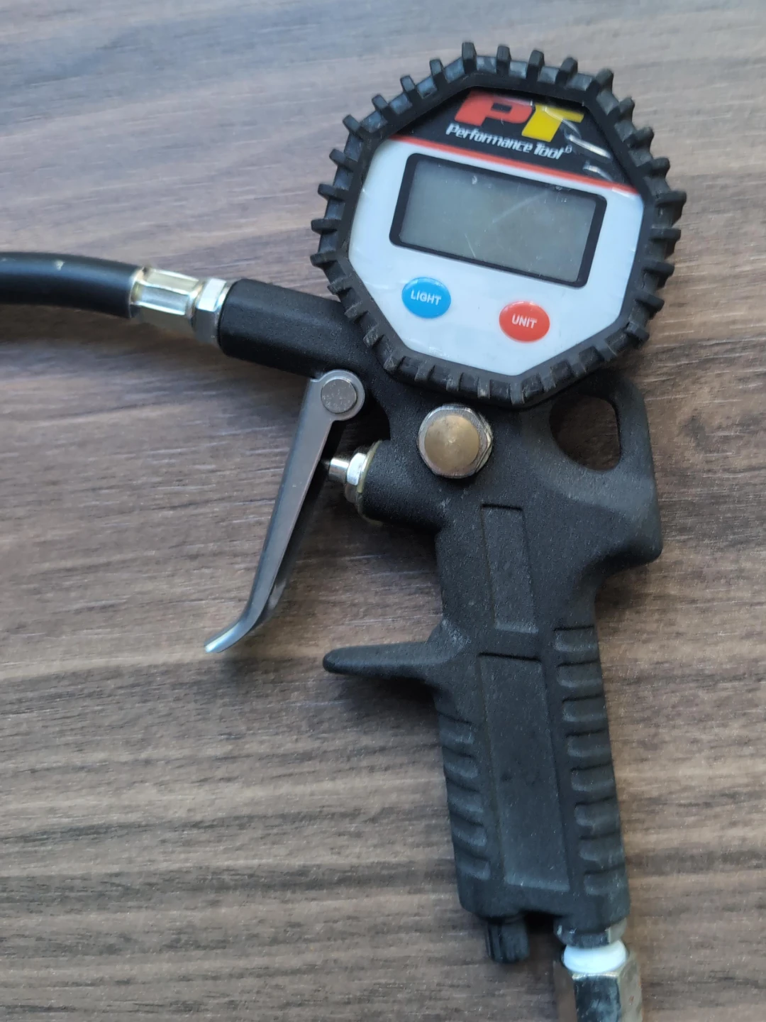 Performance Tool Digital Tire Inflator