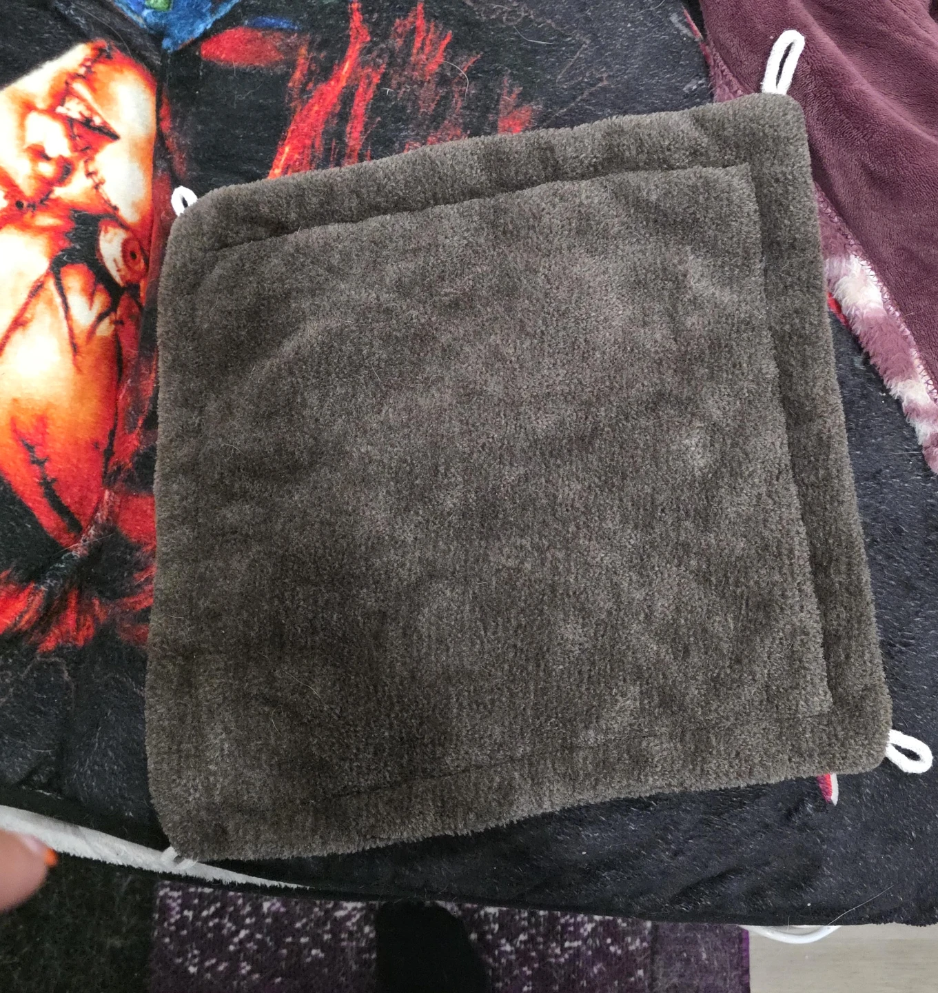Small Pet Hanging Fleece Bed