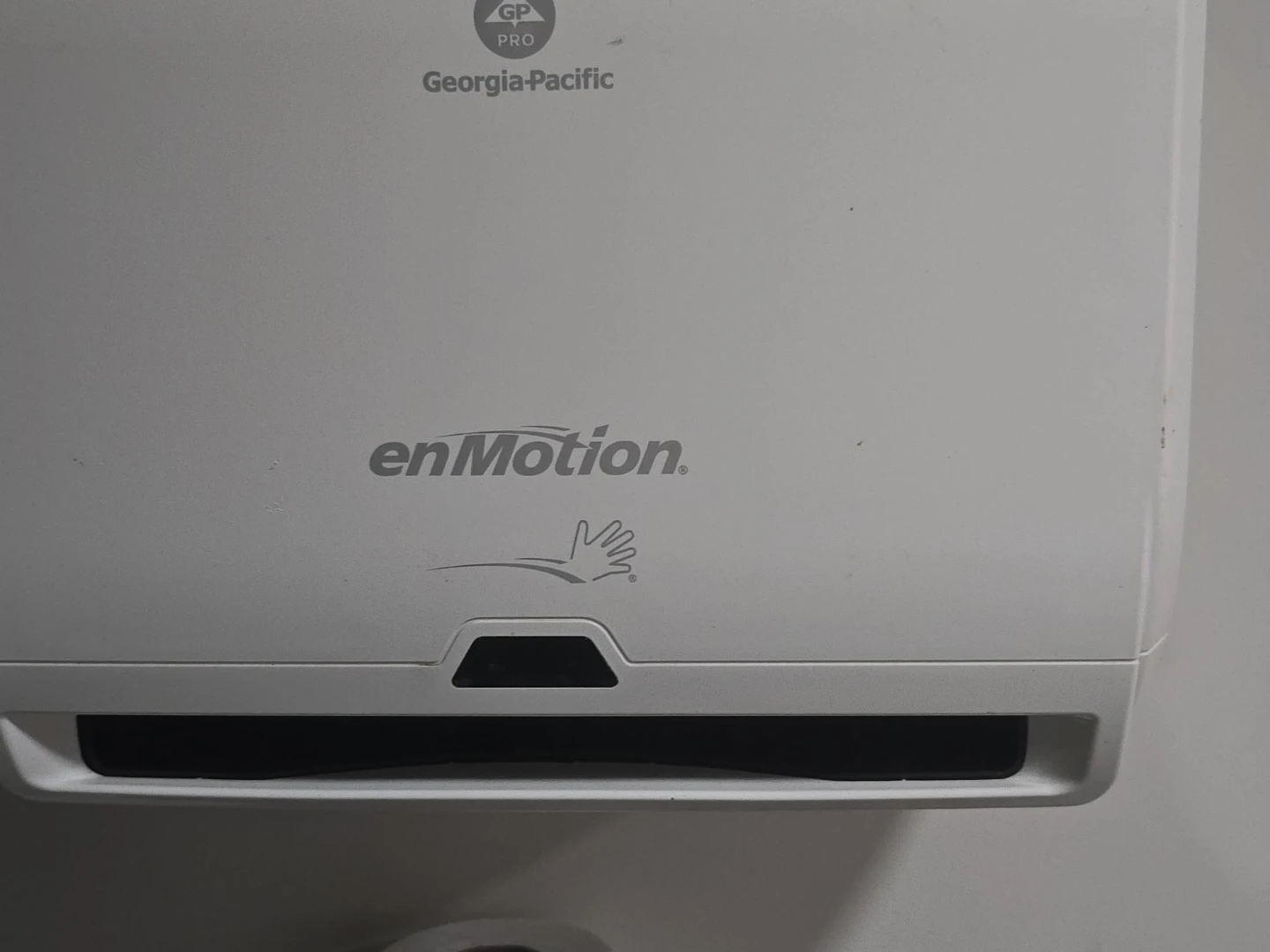 Georgia-Pacific enMotion Wall-Mount Towel Dispenser