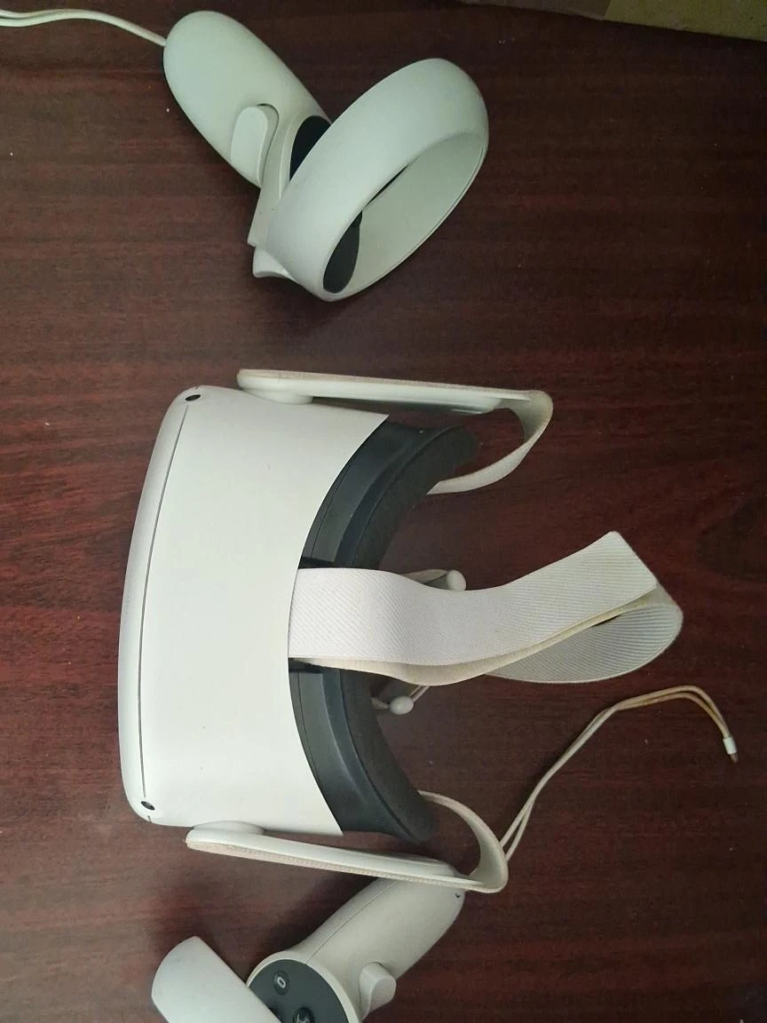 Meta Quest 2 VR Headset and Controllers