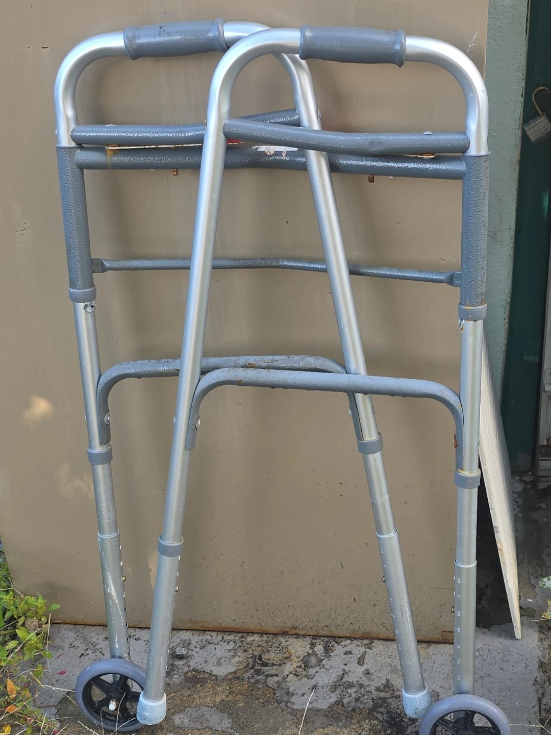 Folding Medical Walker with Wheels