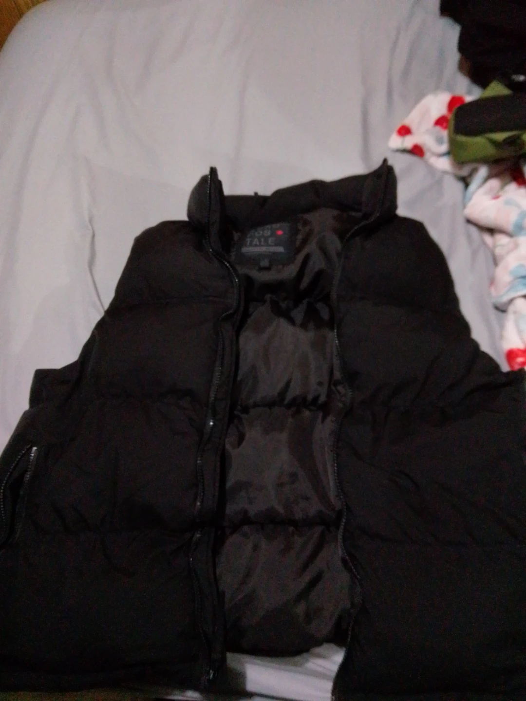 Aeron TALE Black Puffer Vest
