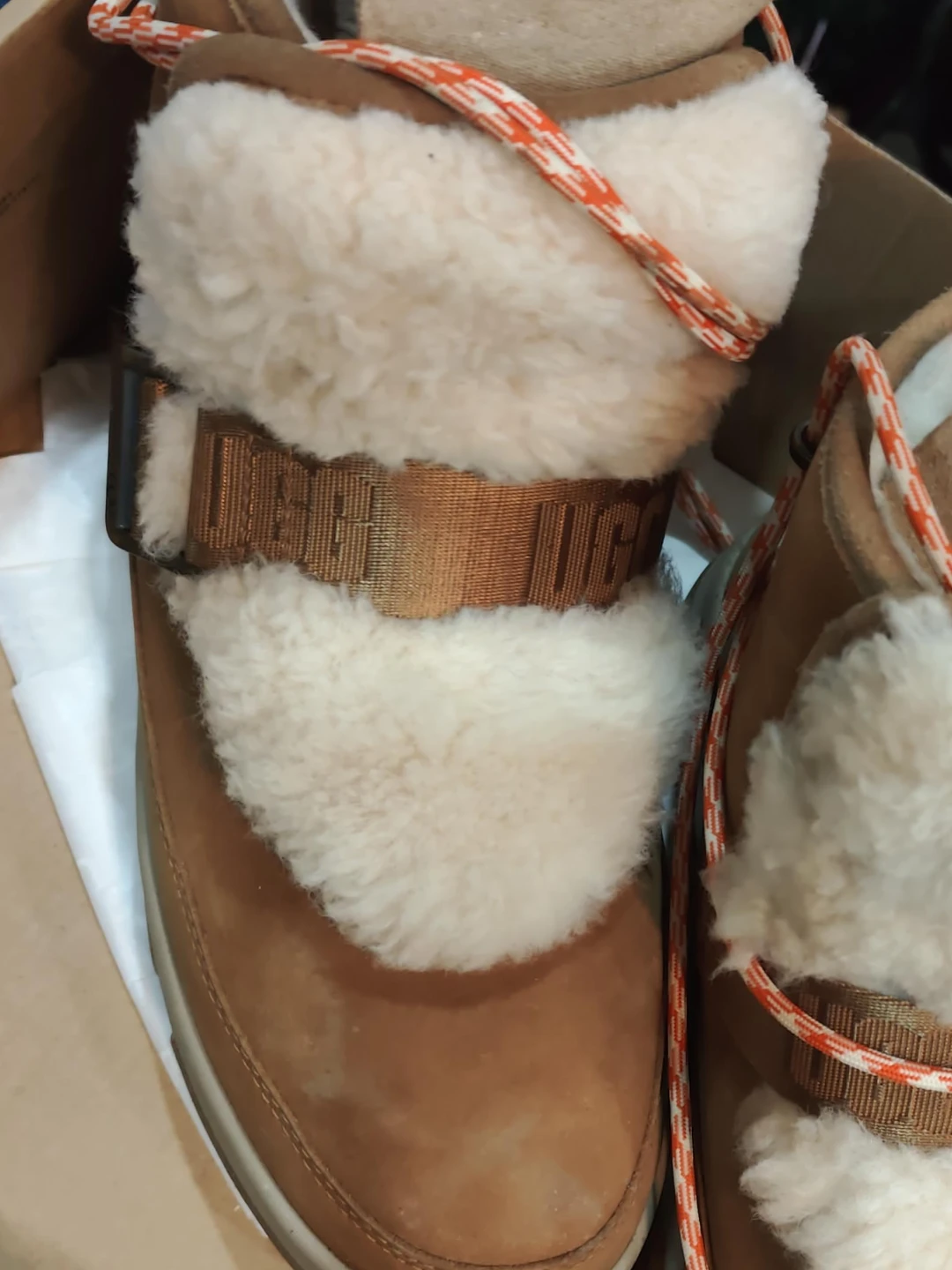 UGG W Classic Weather Hiker Boots