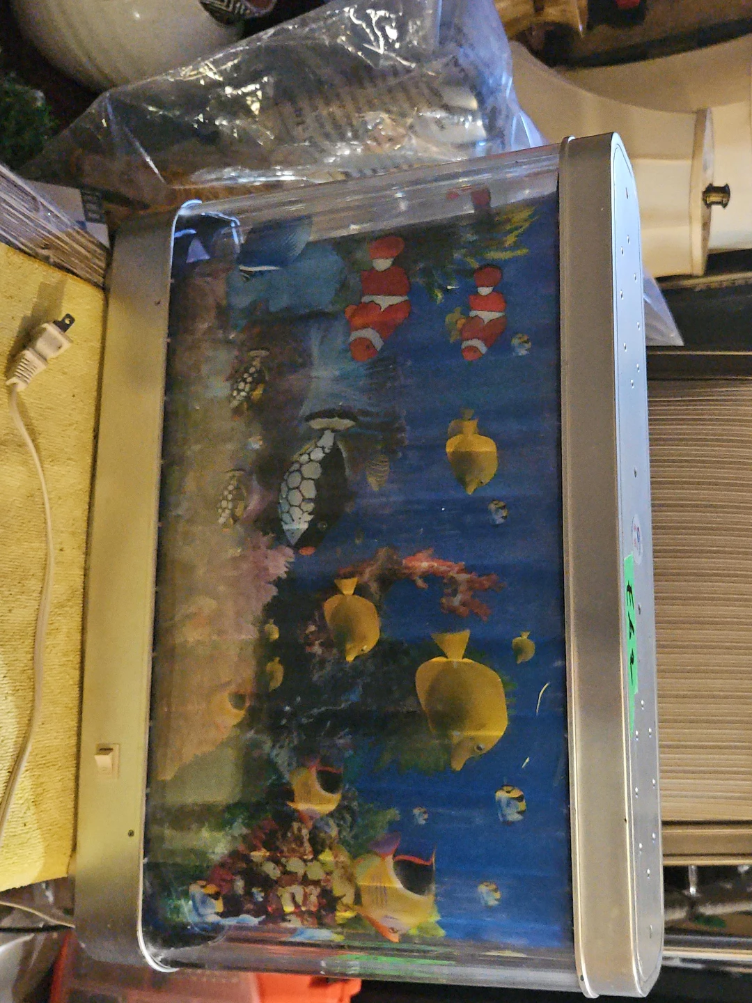 Animated Aquarium Wall Light
