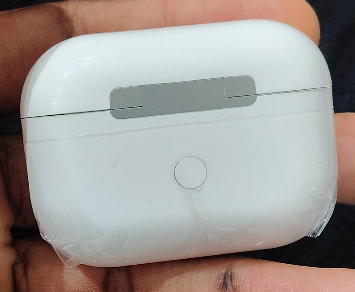 Apple AirPods Pro Wireless Charging Case