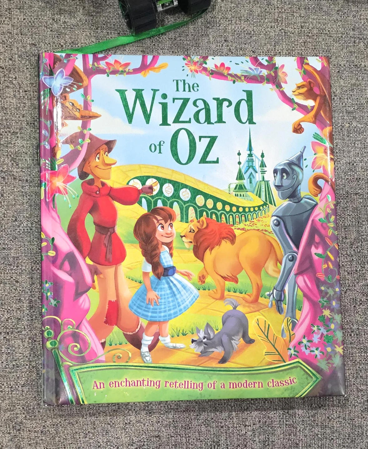 The Wizard of Oz Hardcover Book