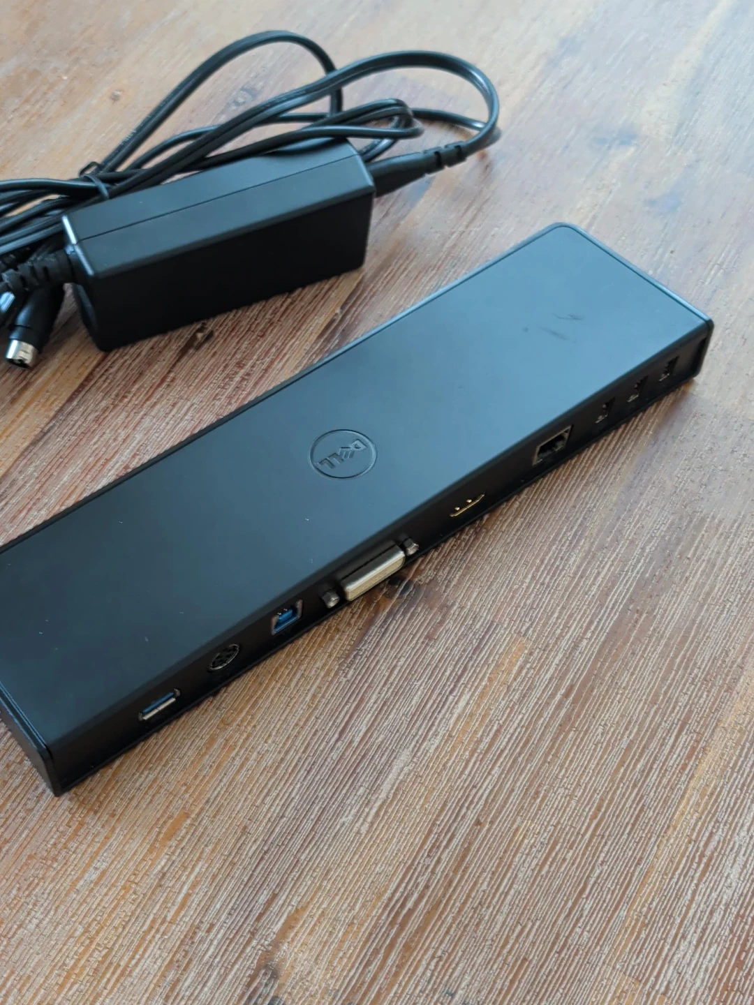 Dell Universal Docking Station