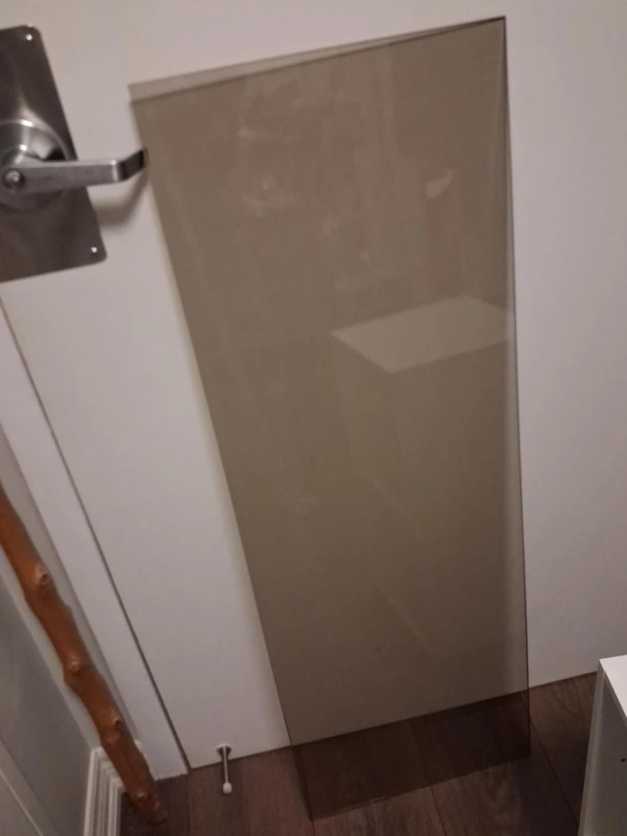 Tinted glass