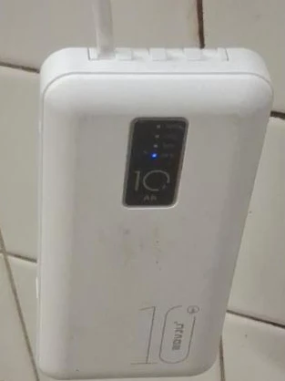 MOVJU 10000mAh Portable Power Bank