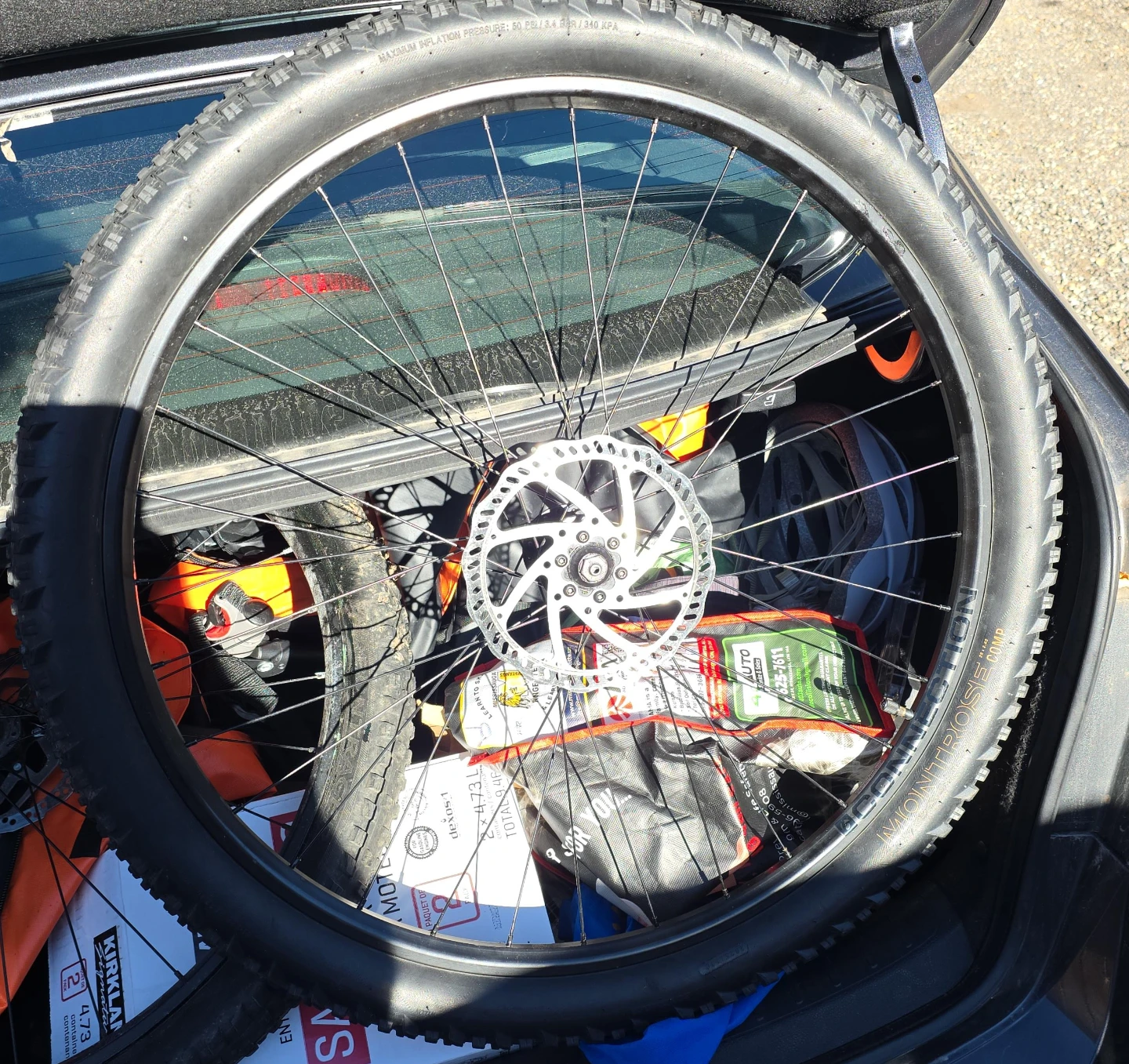 Bontrager Montrose Comp Mountain Bike Tire 29 x 2.40