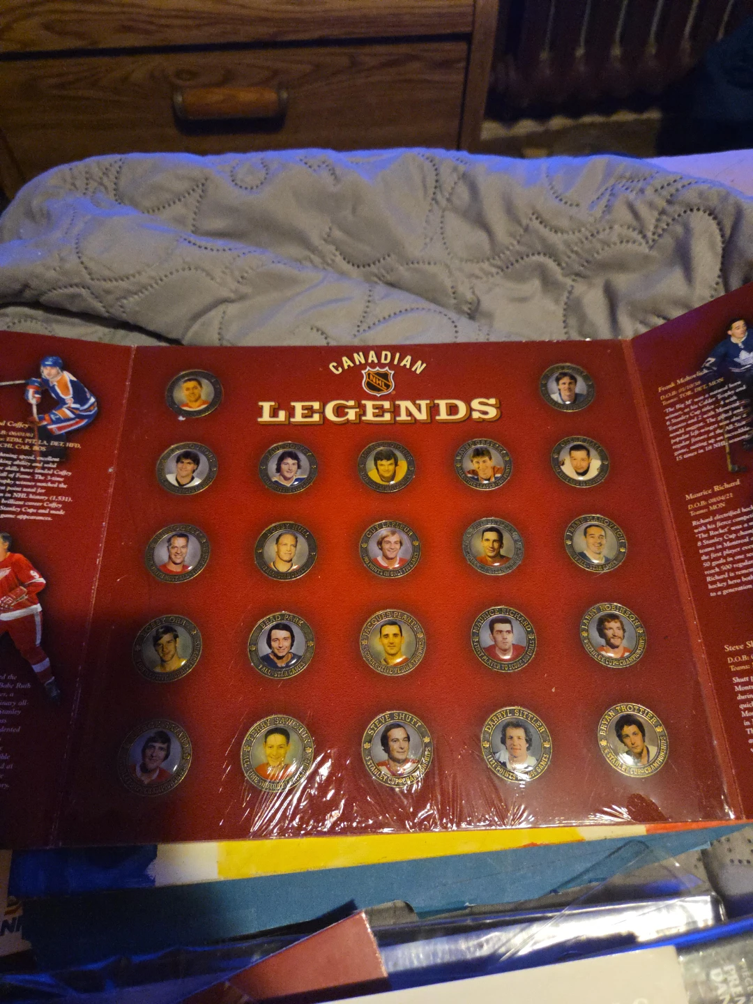 2004 Canadian Legends NHL Medallion Collection